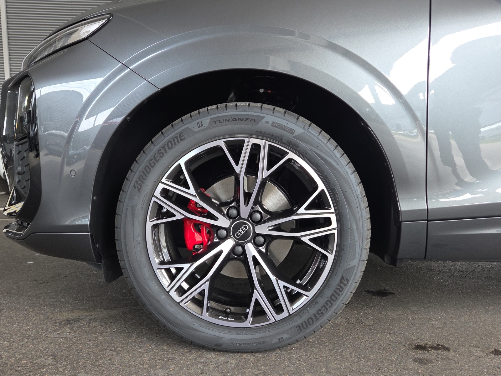 AUDI Q3 SUV 110 kW TFSI S tronic-image-10