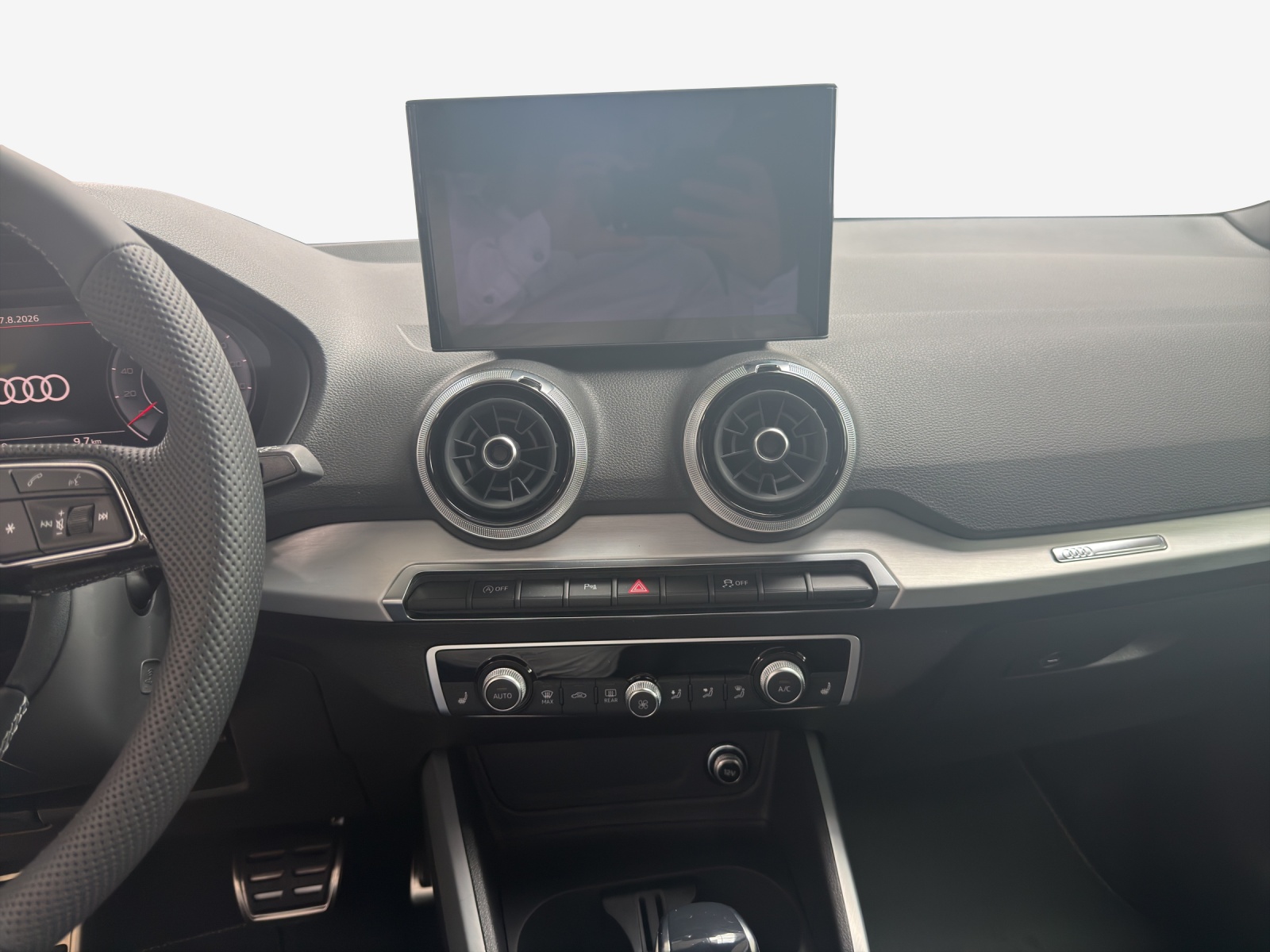 AUDI Q2 35 TFSI advanced S-tronic-image-9