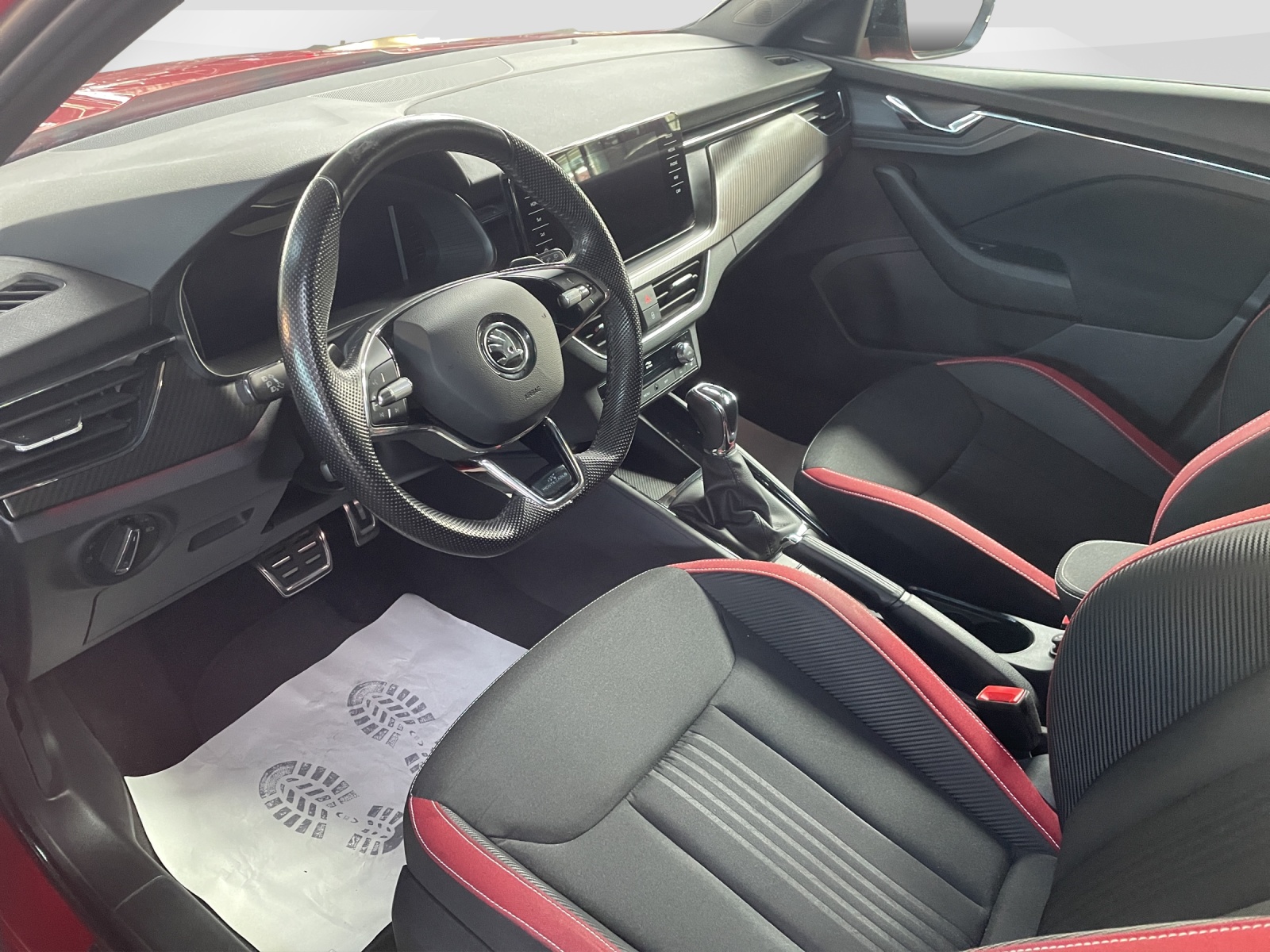 SKODA Kamiq 1.5 TSI Monte Carlo DSG-image-6