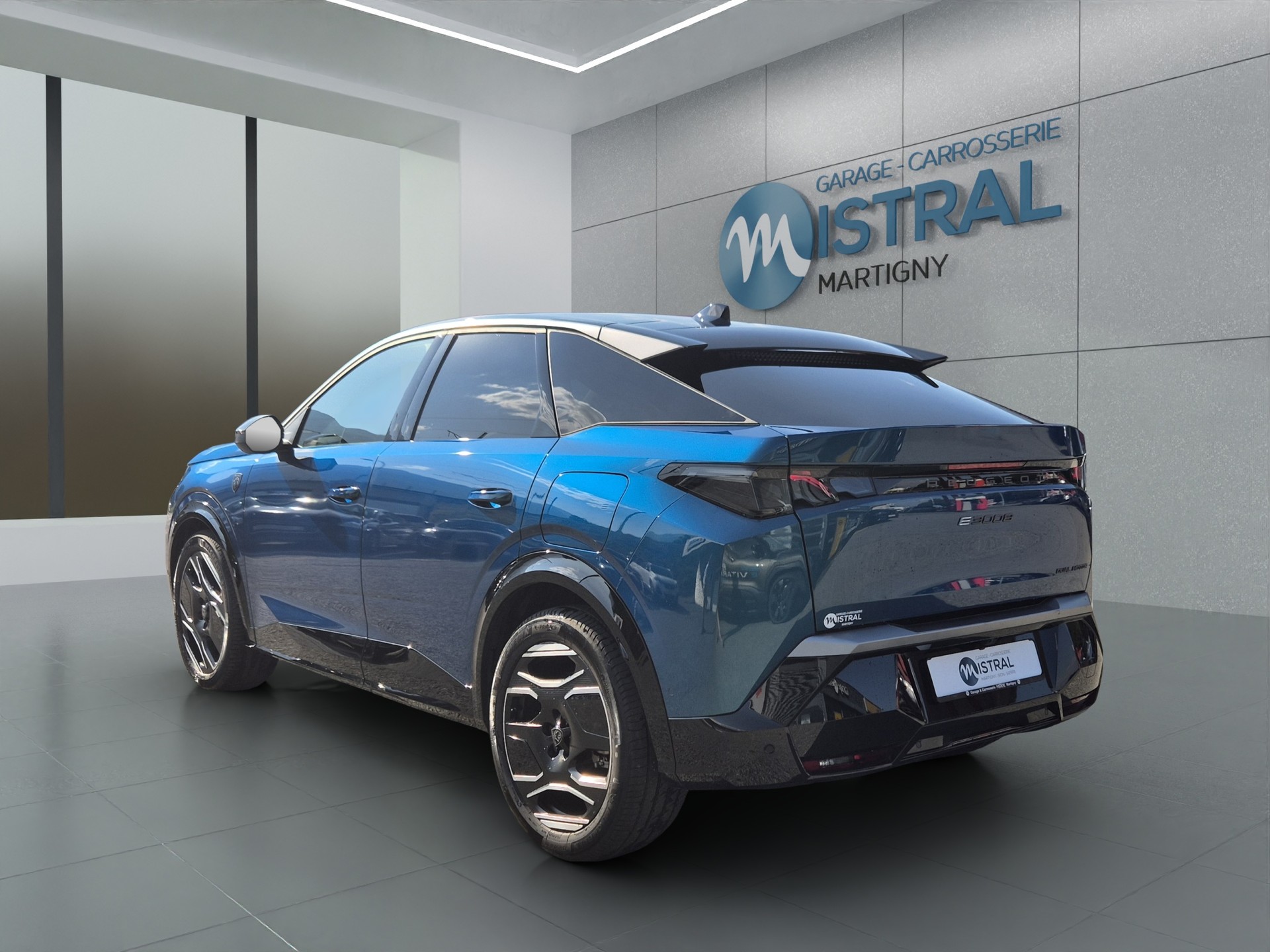 PEUGEOT 3008 e-Launch Edition AWD-image-3