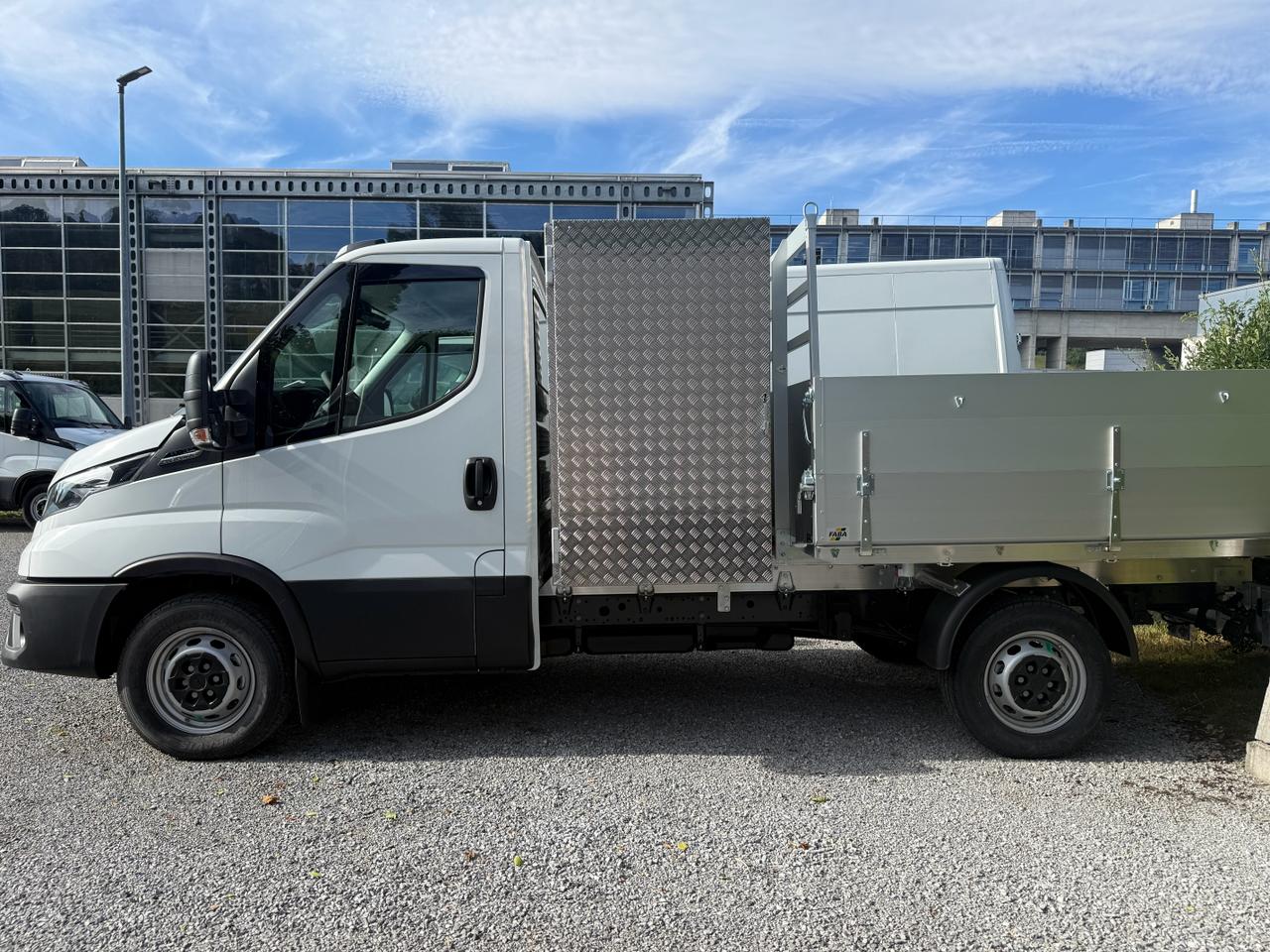 IVECO 35S16A8-image-1
