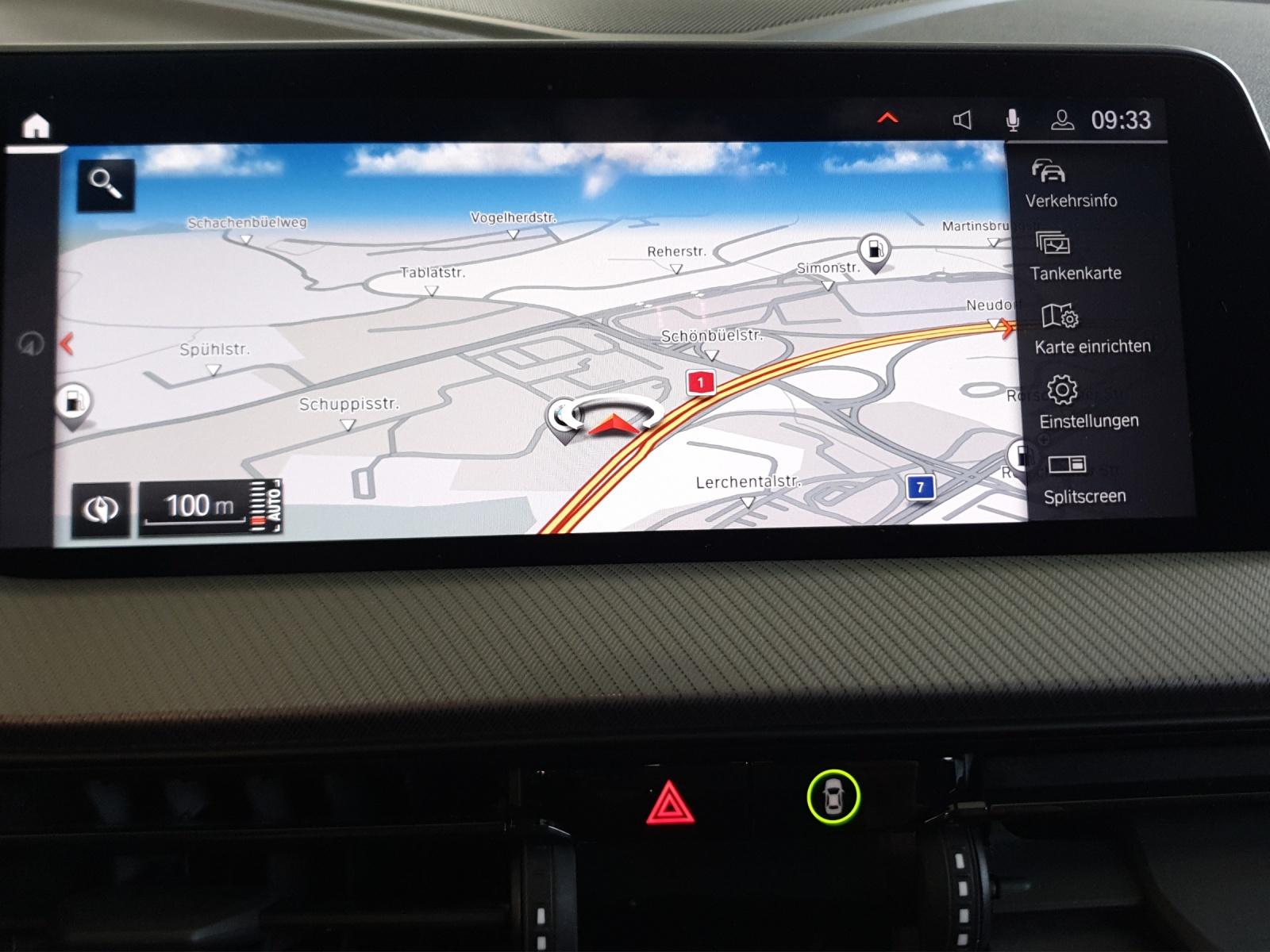 BMW 120i-image-21