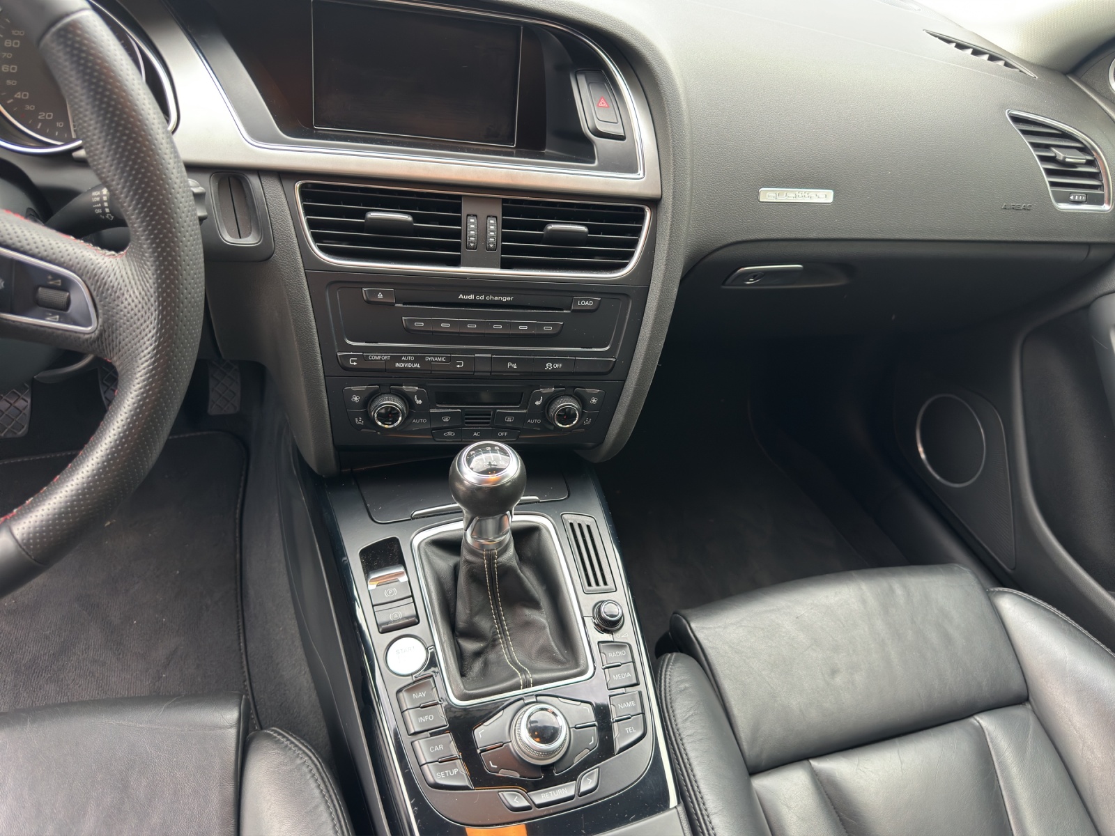 AUDI S5 Coupé 4.2 V8 FSI quattro-image-10