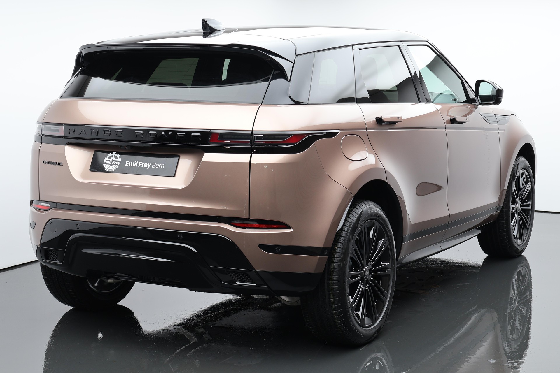 LAND ROVER Range Rover Evoque 1.5 T 270e Dynamic SE-image-8