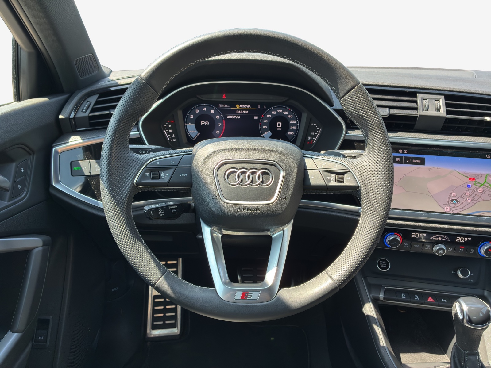 AUDI Q3 35 TFSI S line Attraction S-tronic-image-9