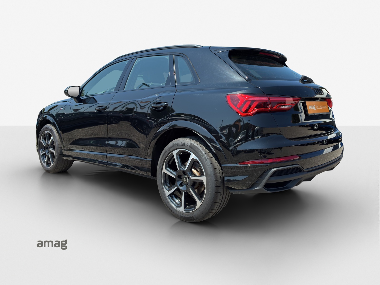 AUDI Q3 35 TFSI S line Attraction S-tronic-showroom-element-2