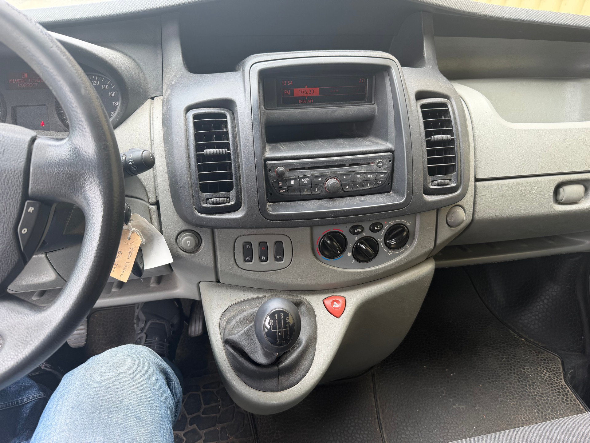 OPEL Vivaro 2.0 CDTI 2.9t L1H1-image-12