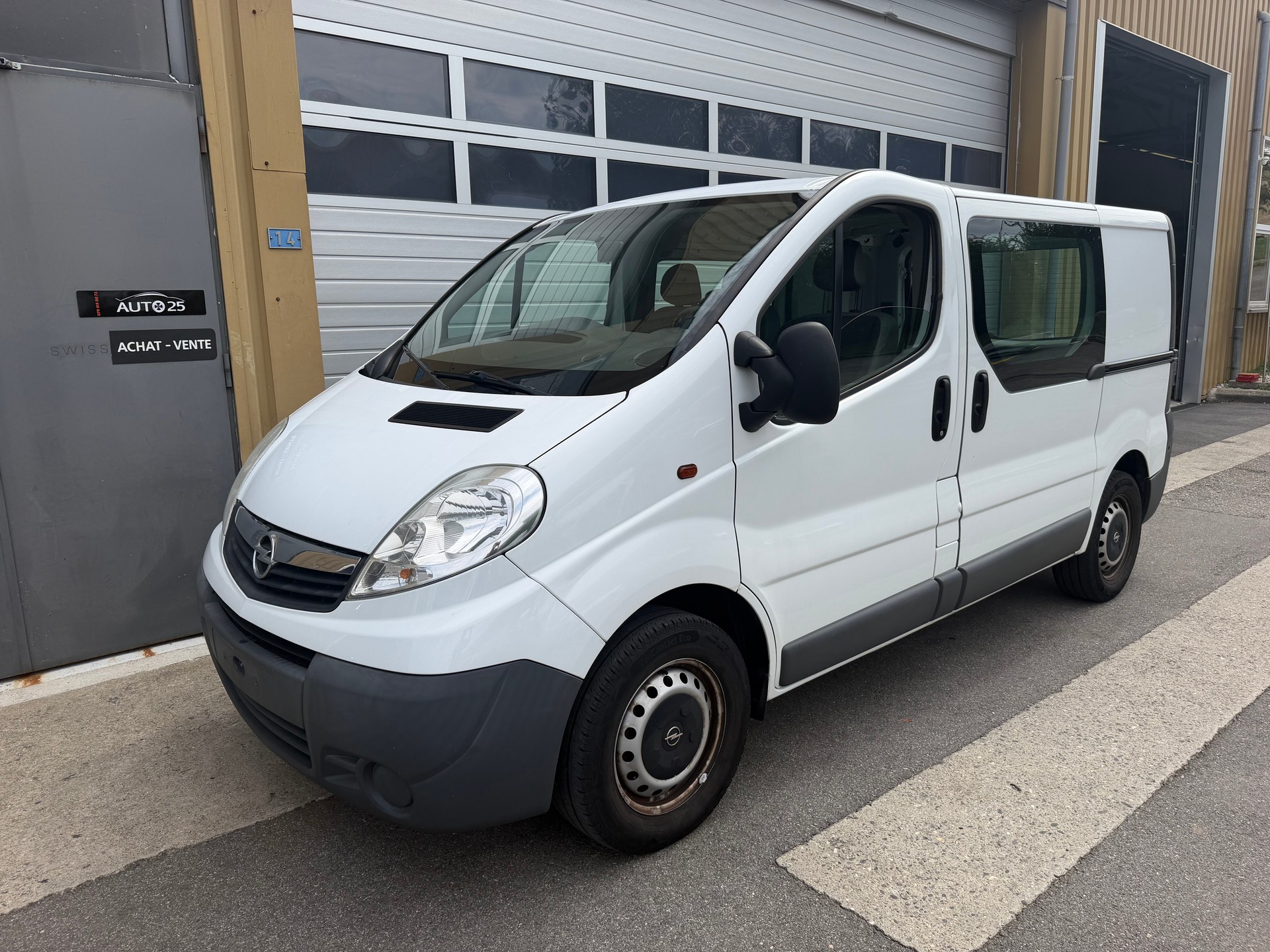 OPEL Vivaro 2.0 CDTI 2.9t L1H1-image-0