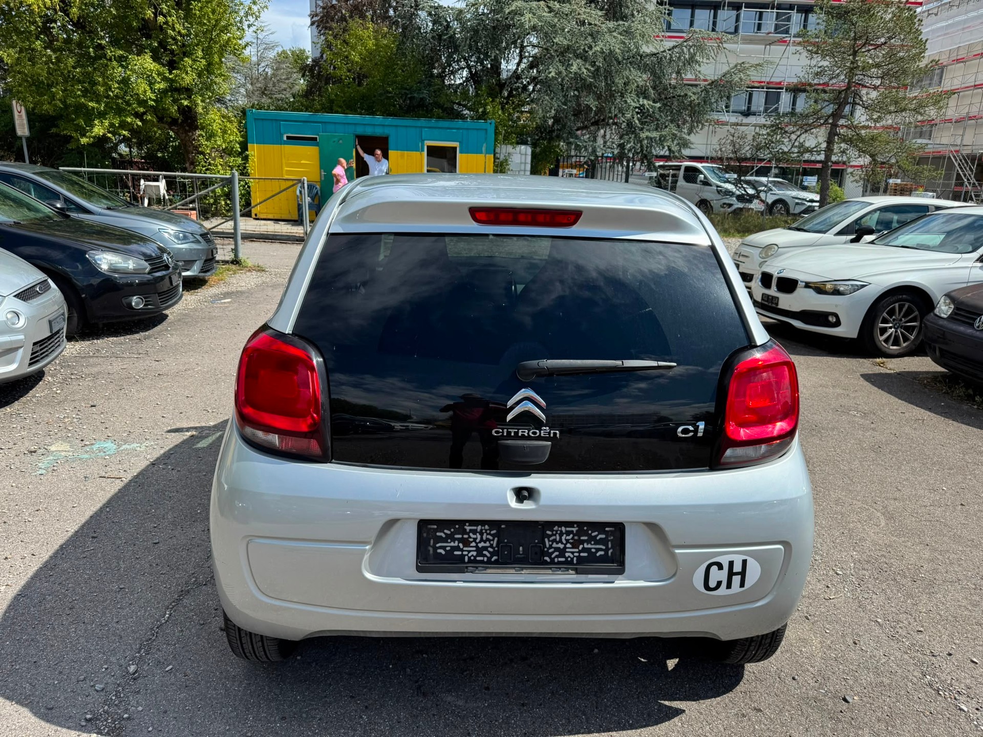 CITROEN C1 1.2 VTi Shine Edition-image-3