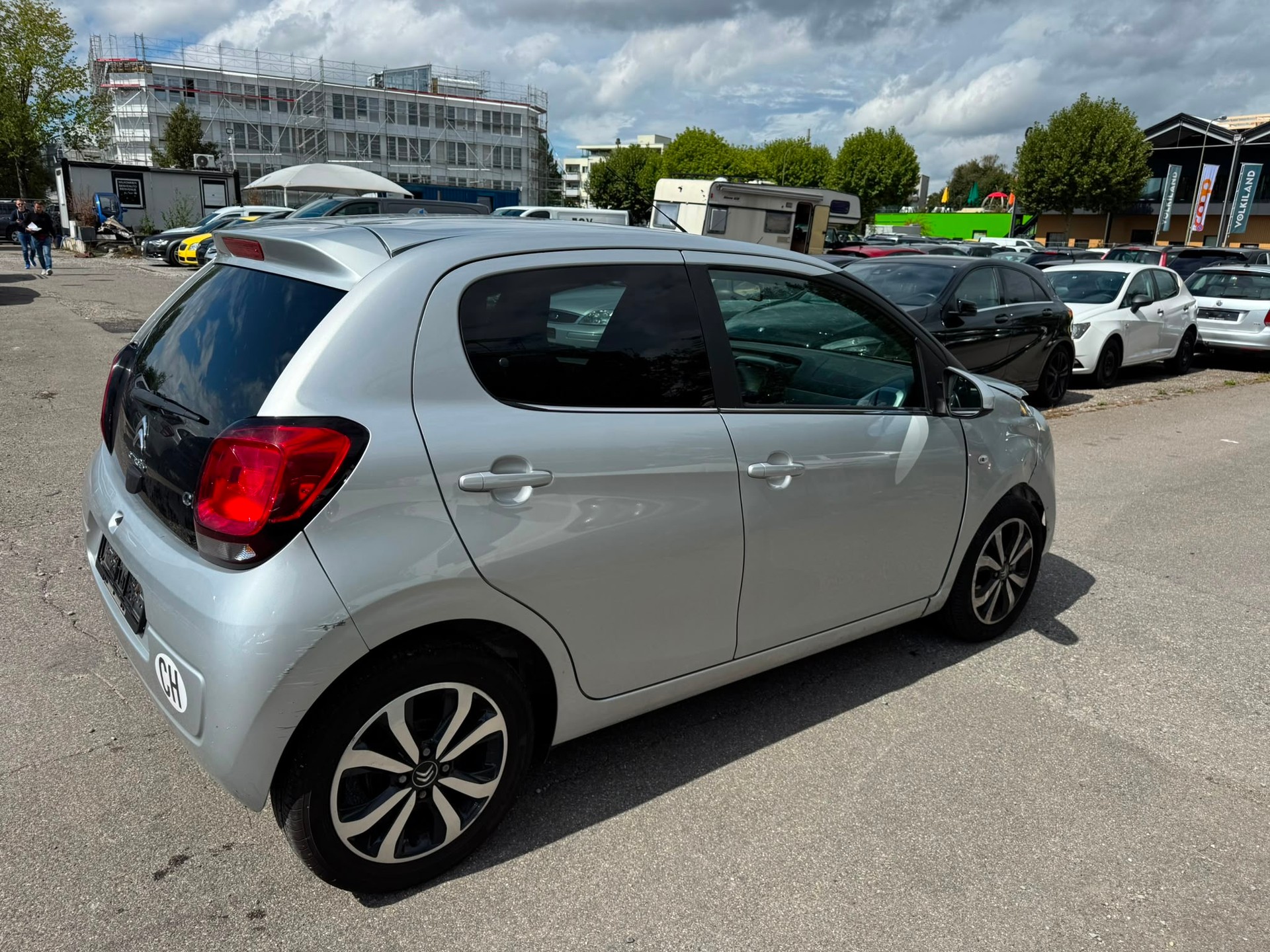CITROEN C1 1.2 VTi Shine Edition-image-4