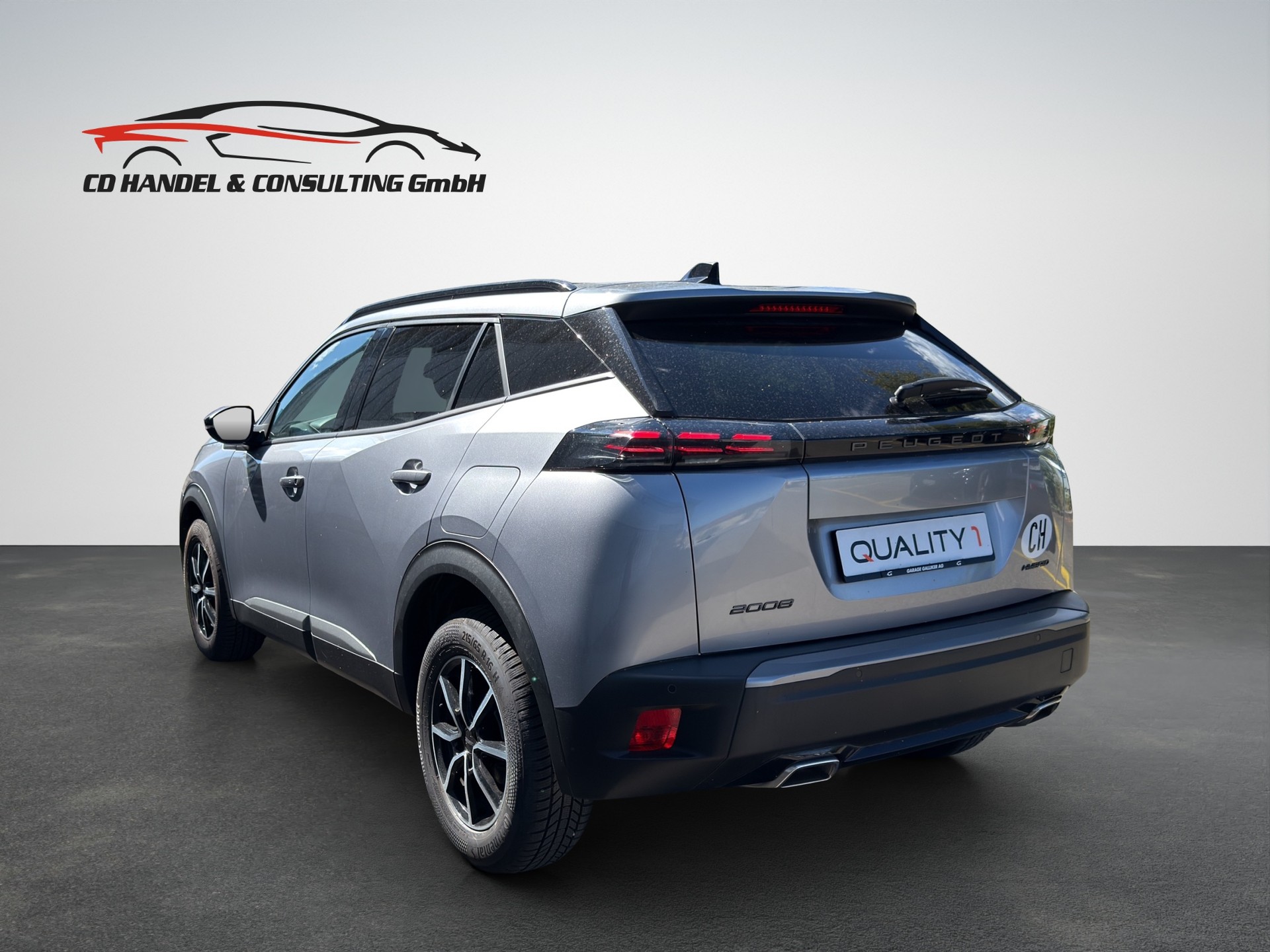 PEUGEOT 2008 1.2 145 MHEV Allure-image-3
