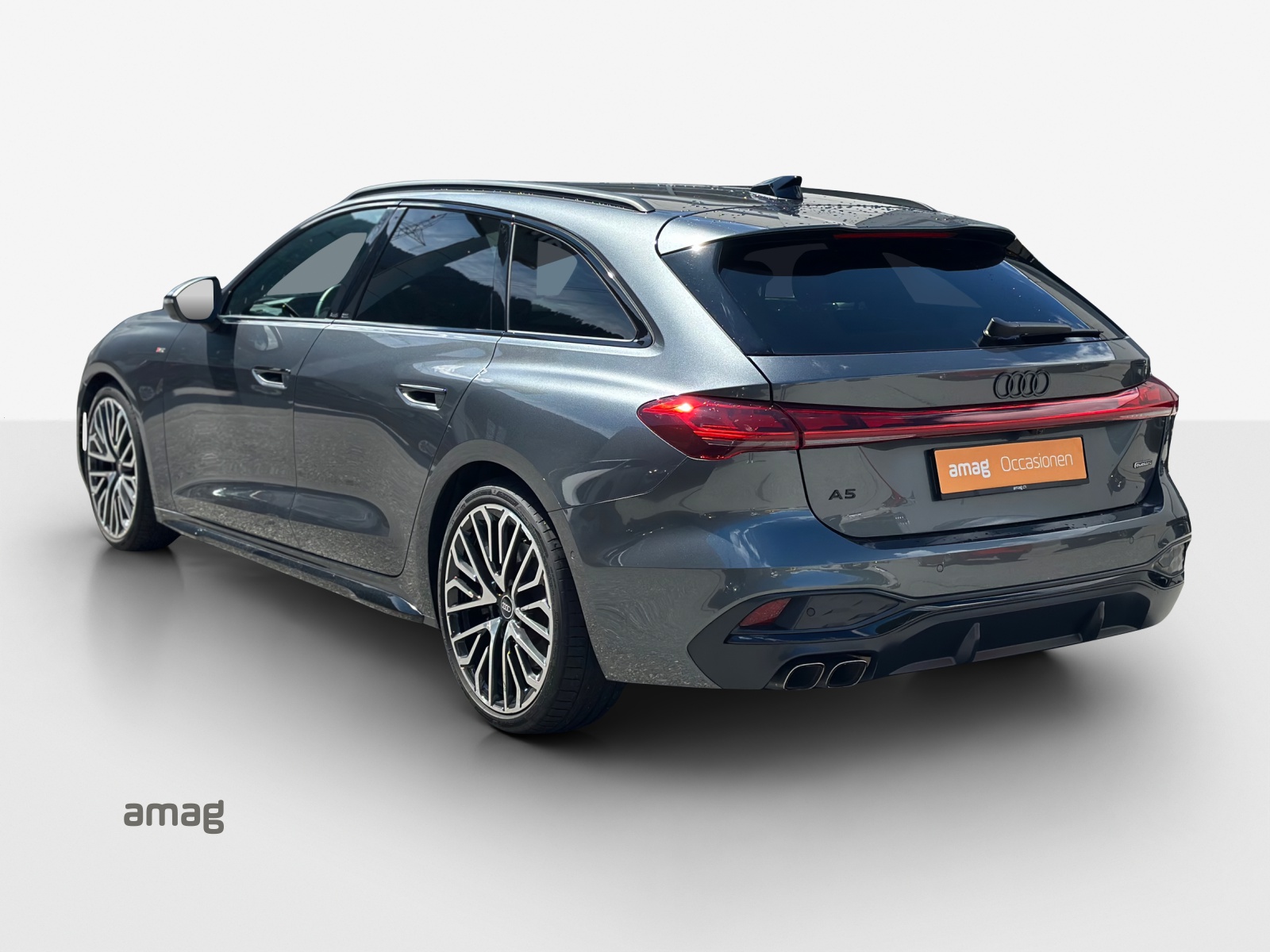 AUDI A5 Avant TDI quattro 150 kW Attraction S tronic-image-2