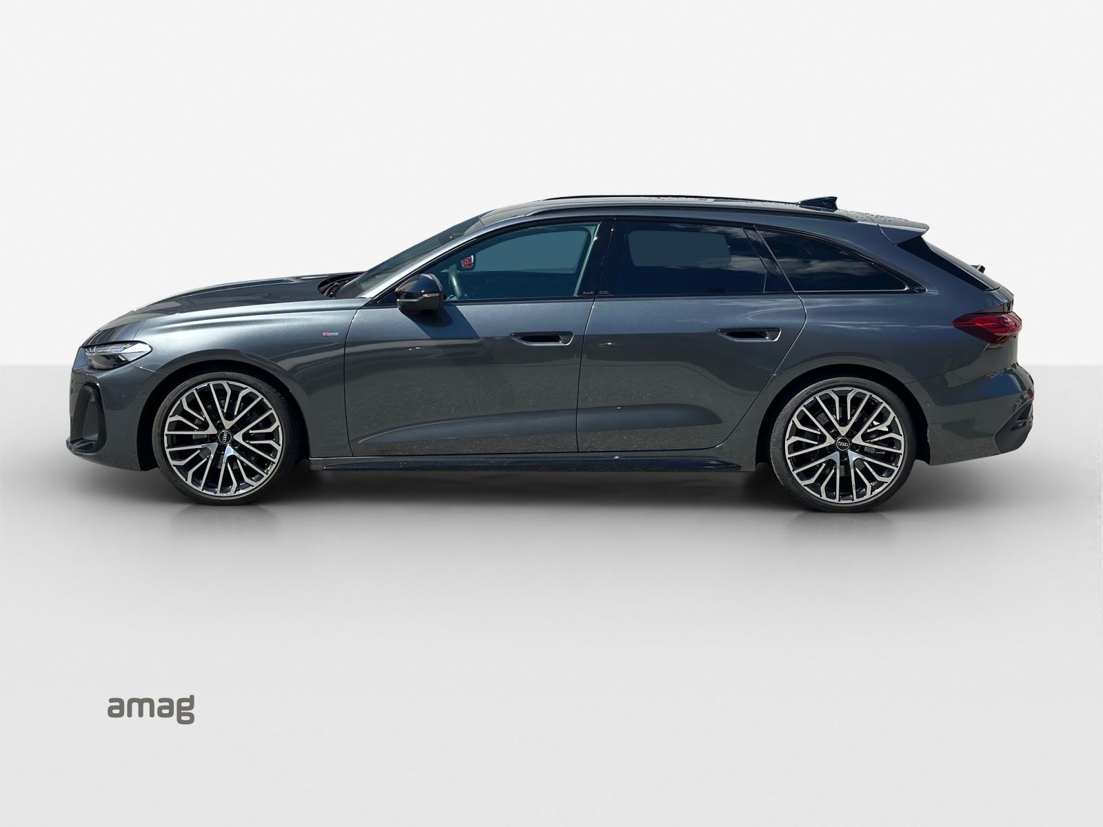 AUDI A5 Avant TDI quattro 150 kW Attraction S tronic-image-1