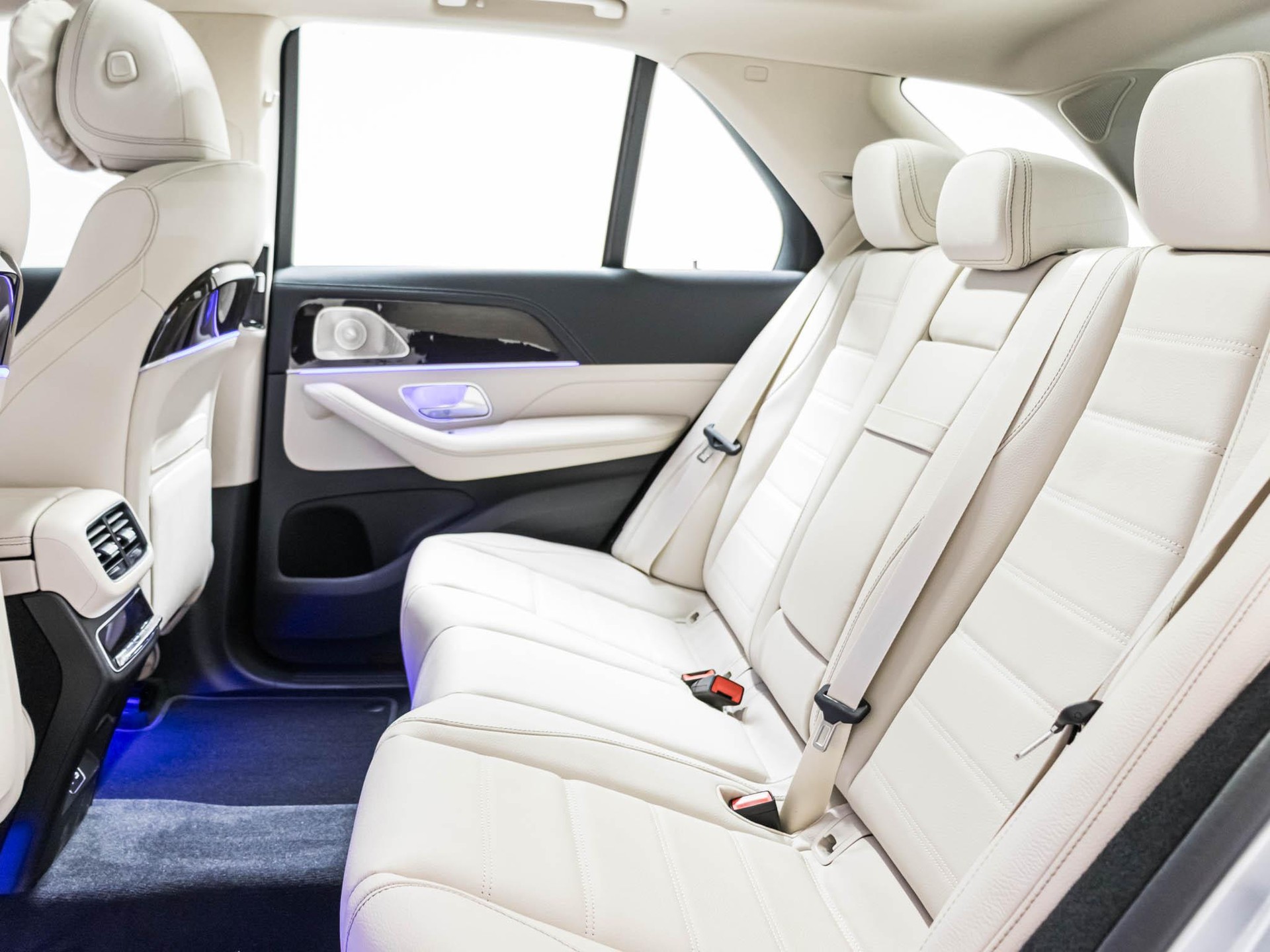 MERCEDES-BENZ GLE 400 e 4MATIC "EQ Star"-image-7