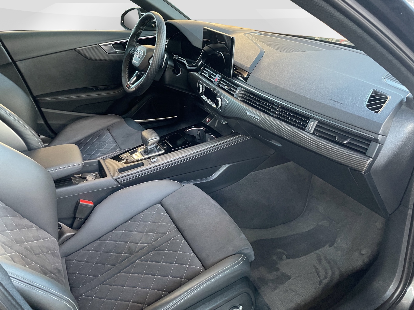 AUDI RS4 Avant 2.9 V6 TFSI quattro T-Tronic-image-11