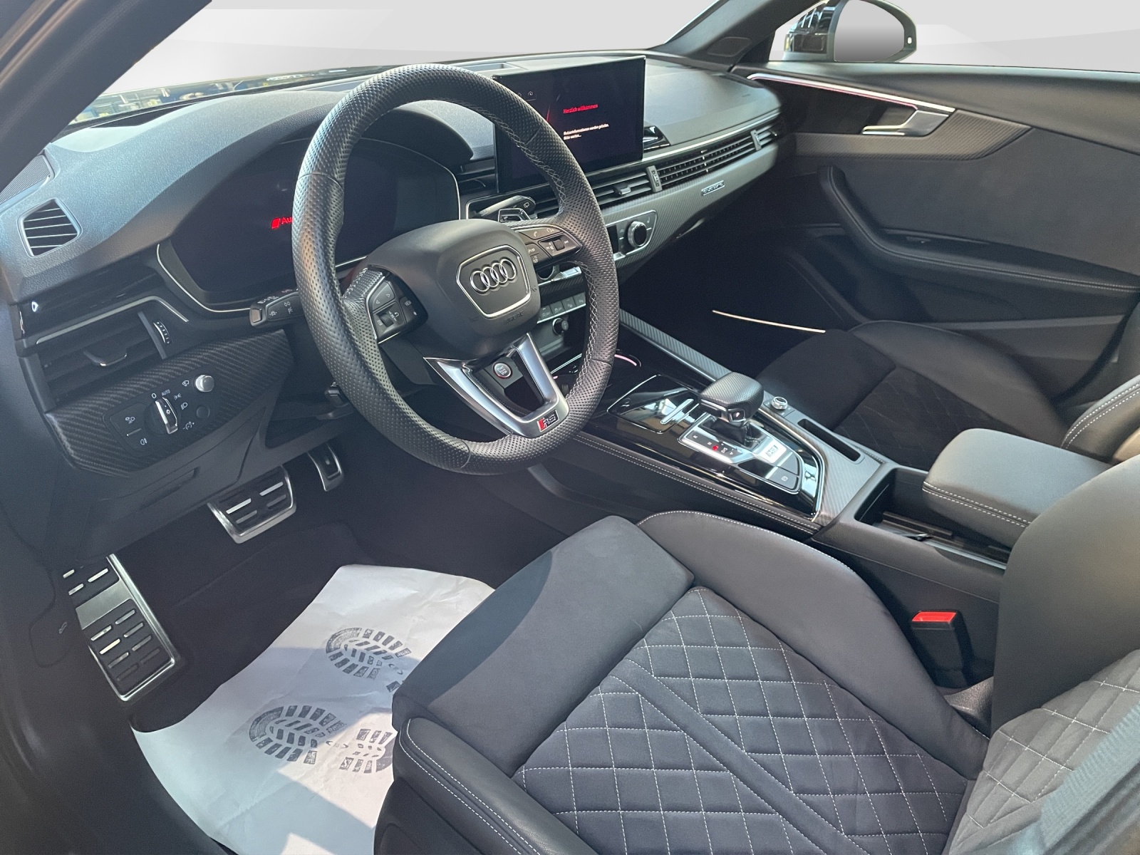 AUDI RS4 Avant 2.9 V6 TFSI quattro T-Tronic-image-6