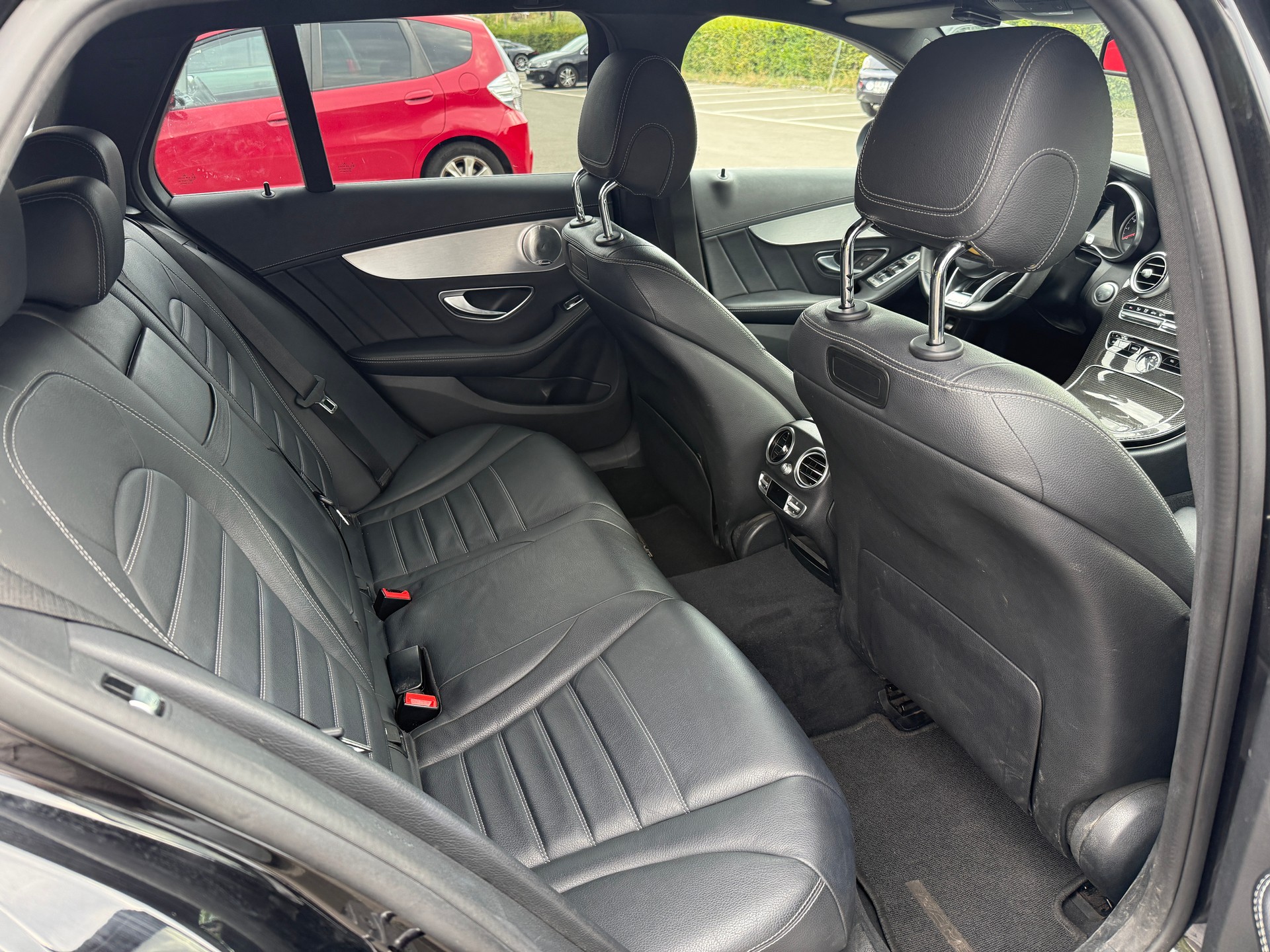 MERCEDES-BENZ C 43 AMG 4matic-image-9