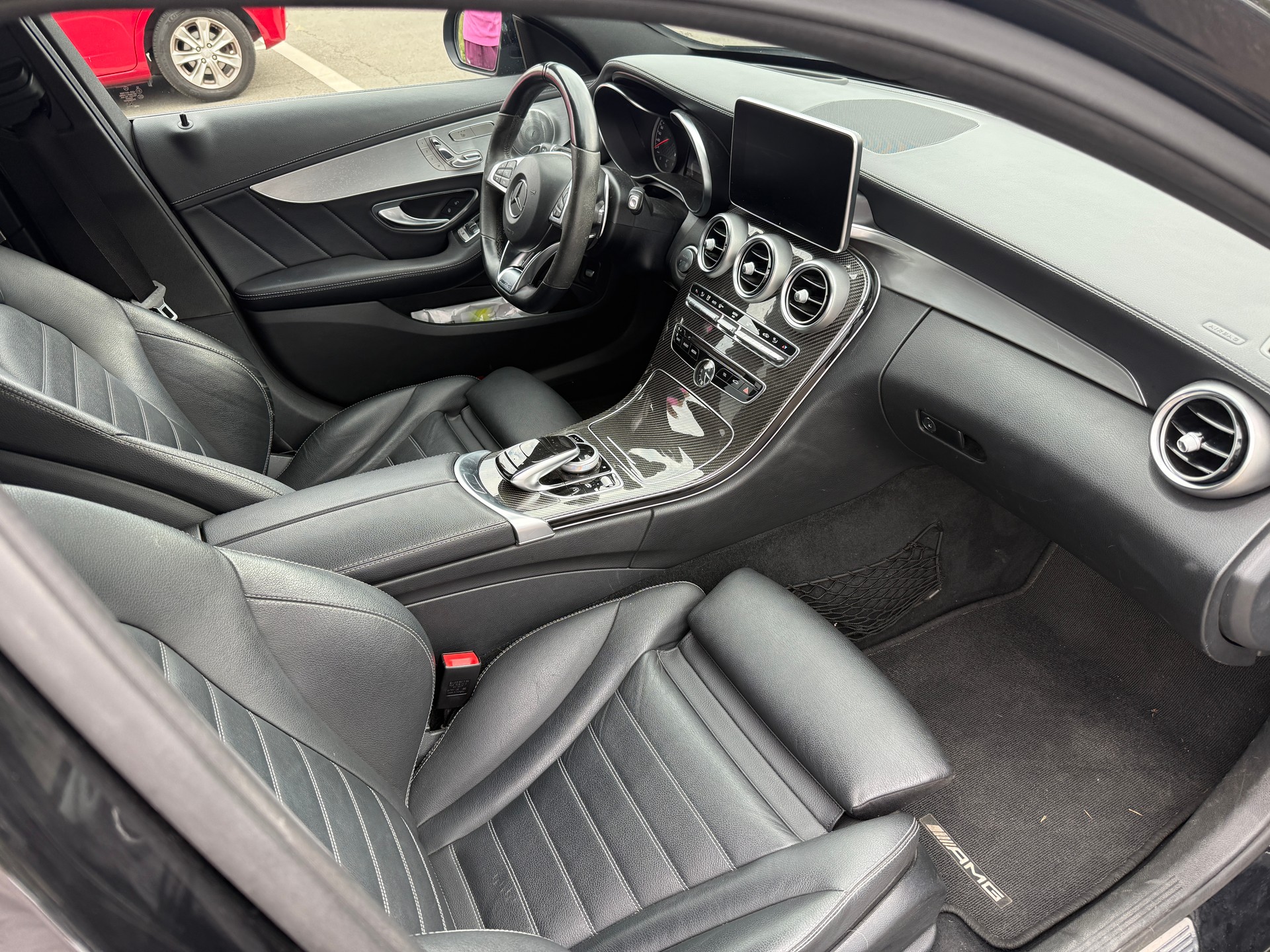 MERCEDES-BENZ C 43 AMG 4matic-image-8