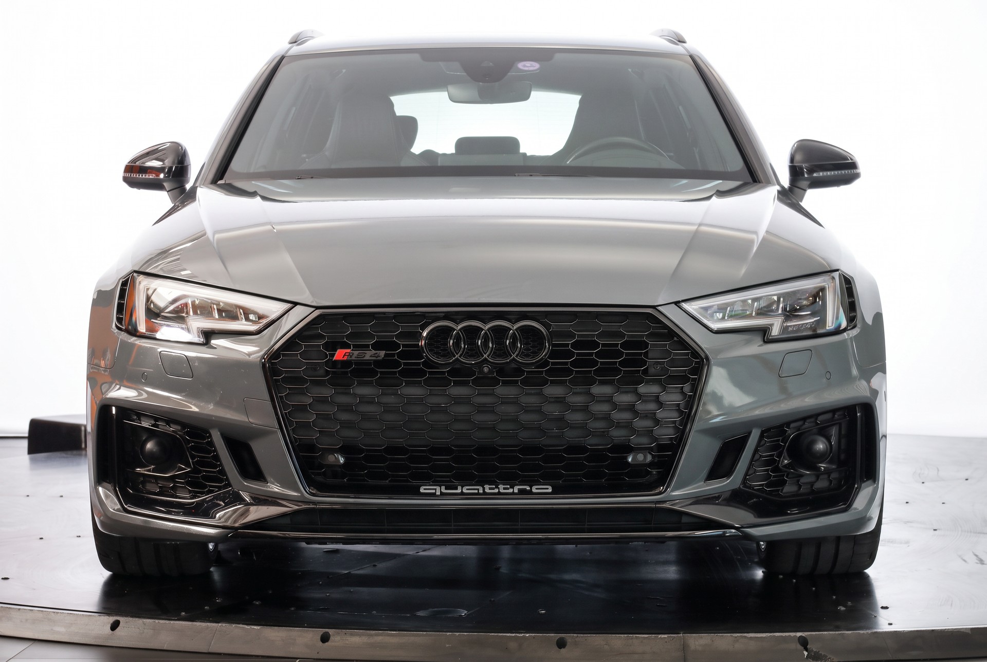 AUDI RS4 Avant 2.9 TFSI quattro NIMBUS GRAU * ACC * B&O * Pack Dynamic-image-1