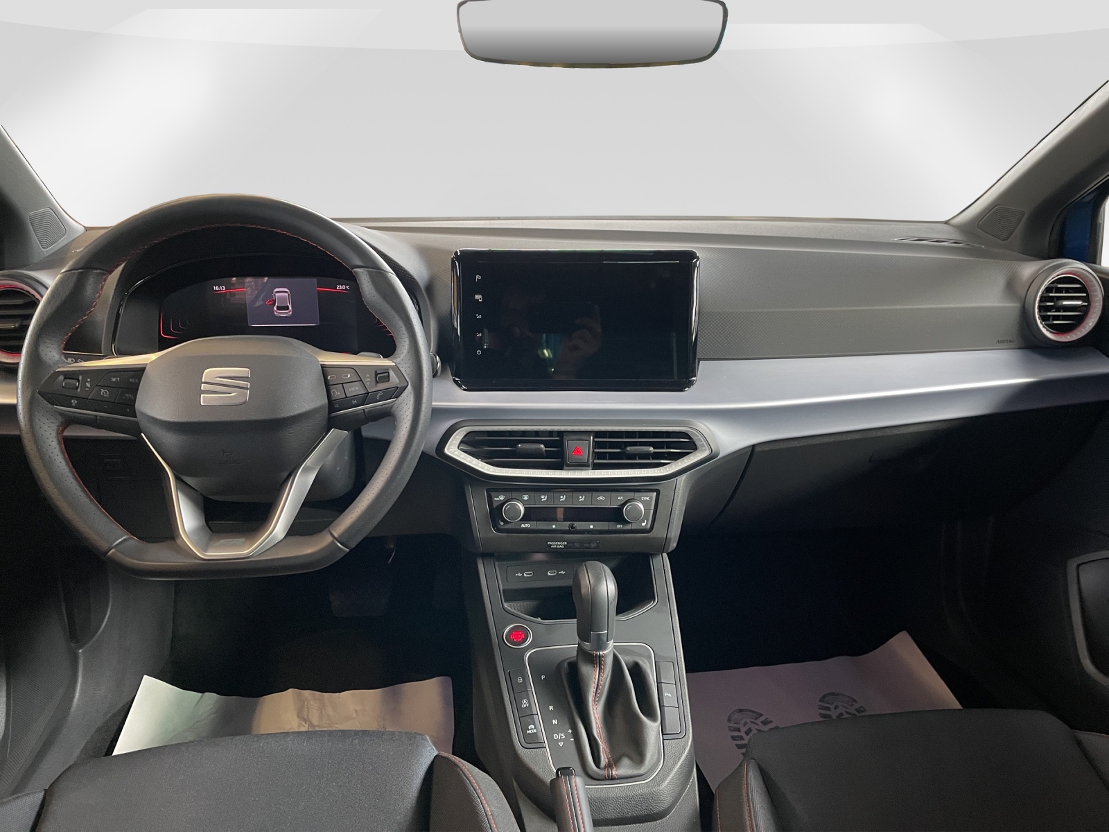 SEAT Ibiza 1.0 TSI 115 FR DSG-image-9