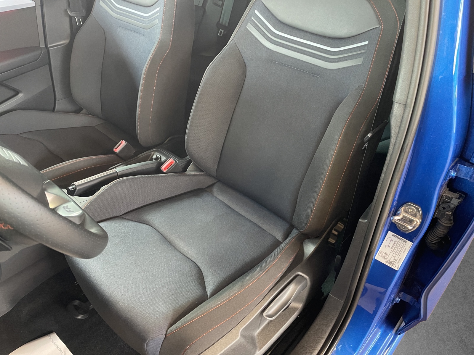 SEAT Ibiza 1.0 TSI 115 FR DSG-image-12