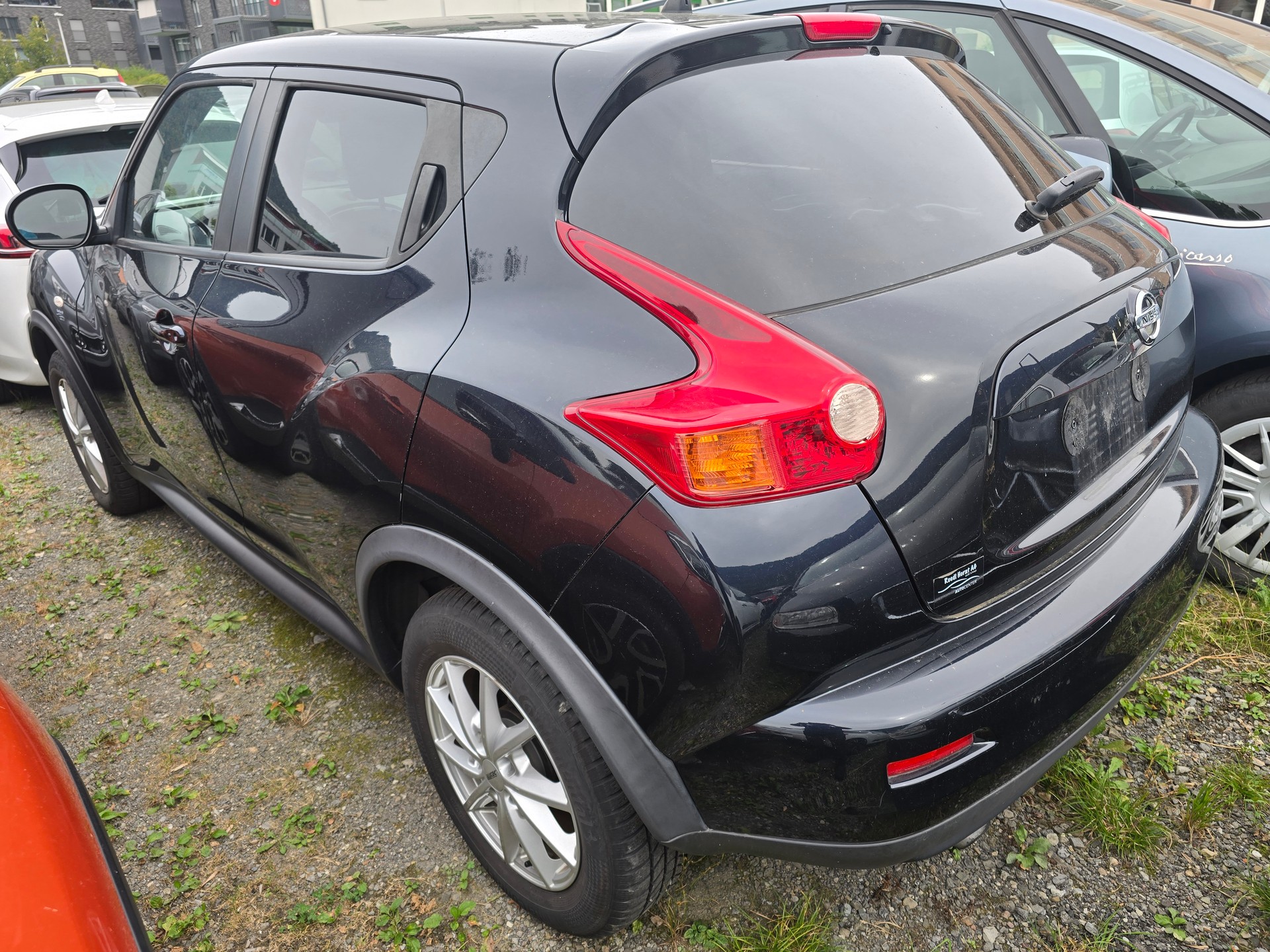 NISSAN Juke 1.6 DIG-T tekna 4x4 Xtronic M-CVT-image-3