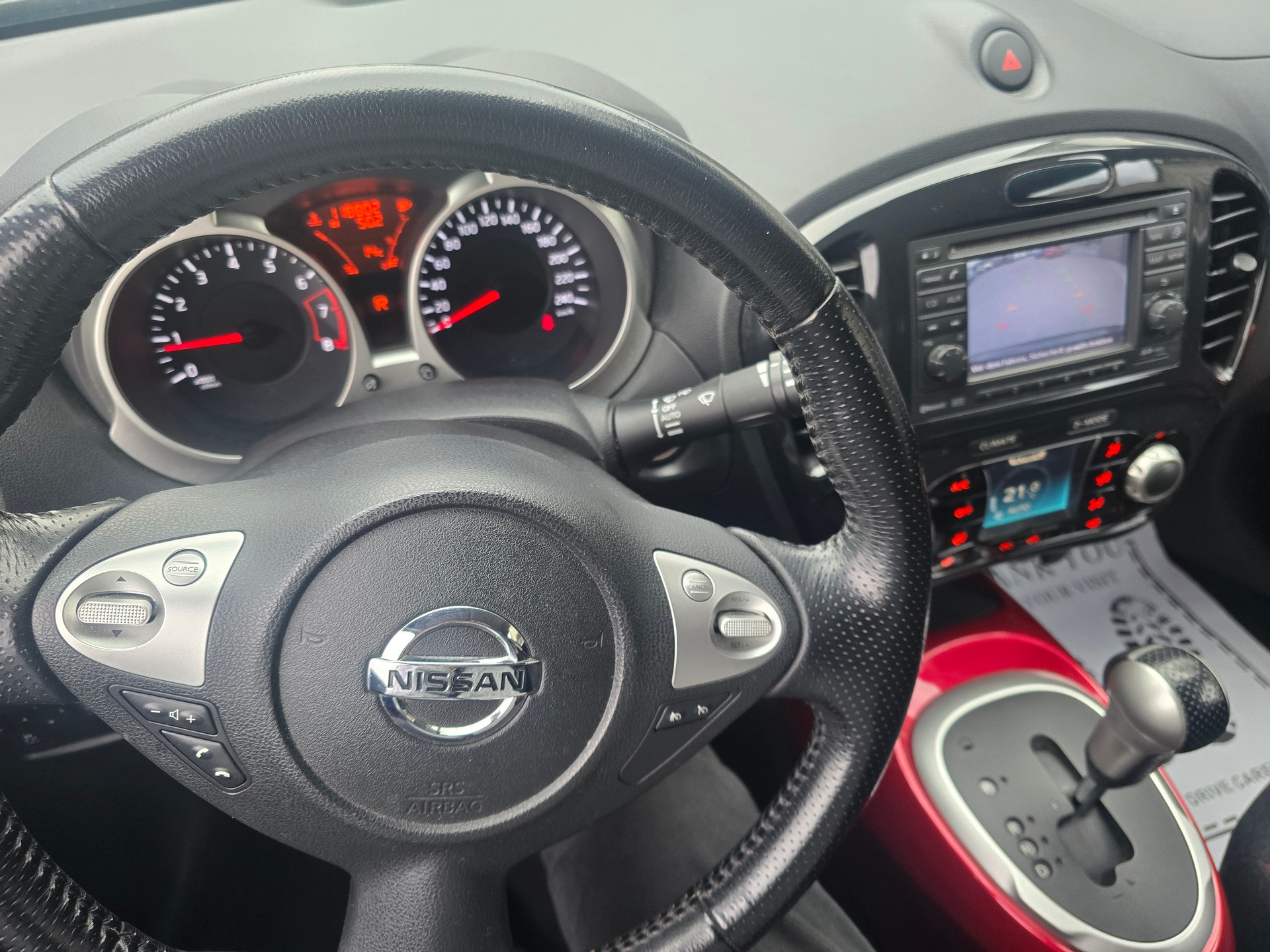 NISSAN Juke 1.6 DIG-T tekna 4x4 Xtronic M-CVT-image-9