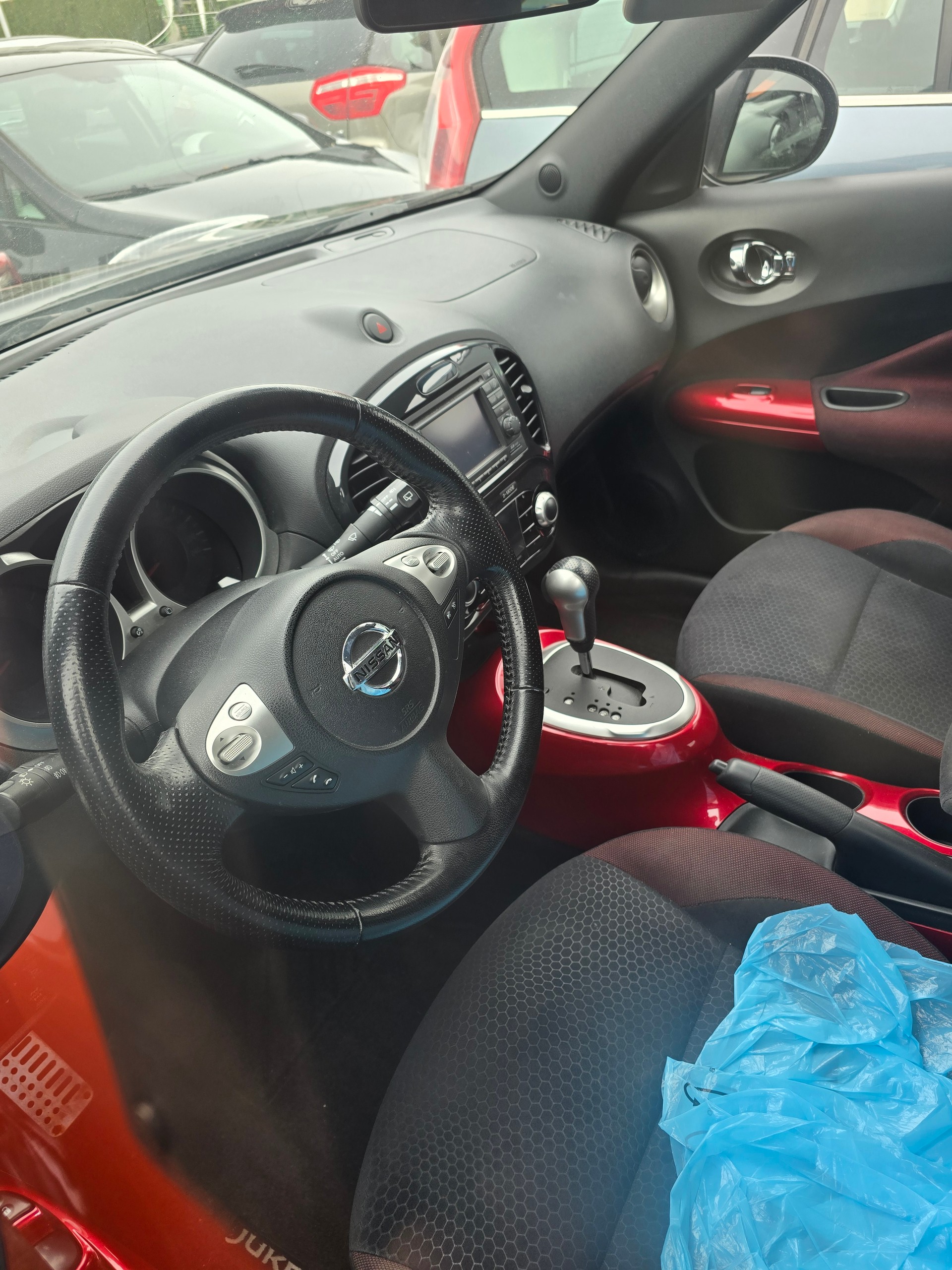 NISSAN Juke 1.6 DIG-T tekna 4x4 Xtronic M-CVT-image-5
