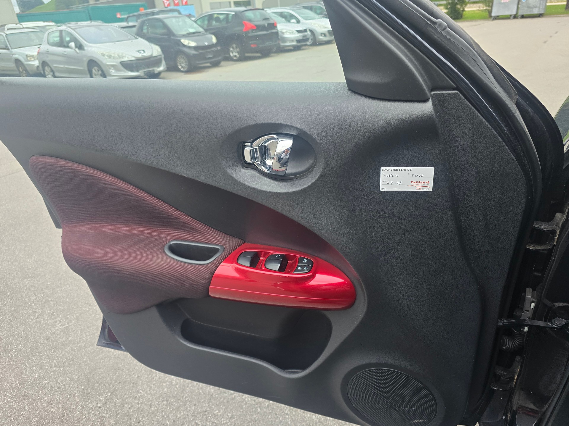 NISSAN Juke 1.6 DIG-T tekna 4x4 Xtronic M-CVT-image-10
