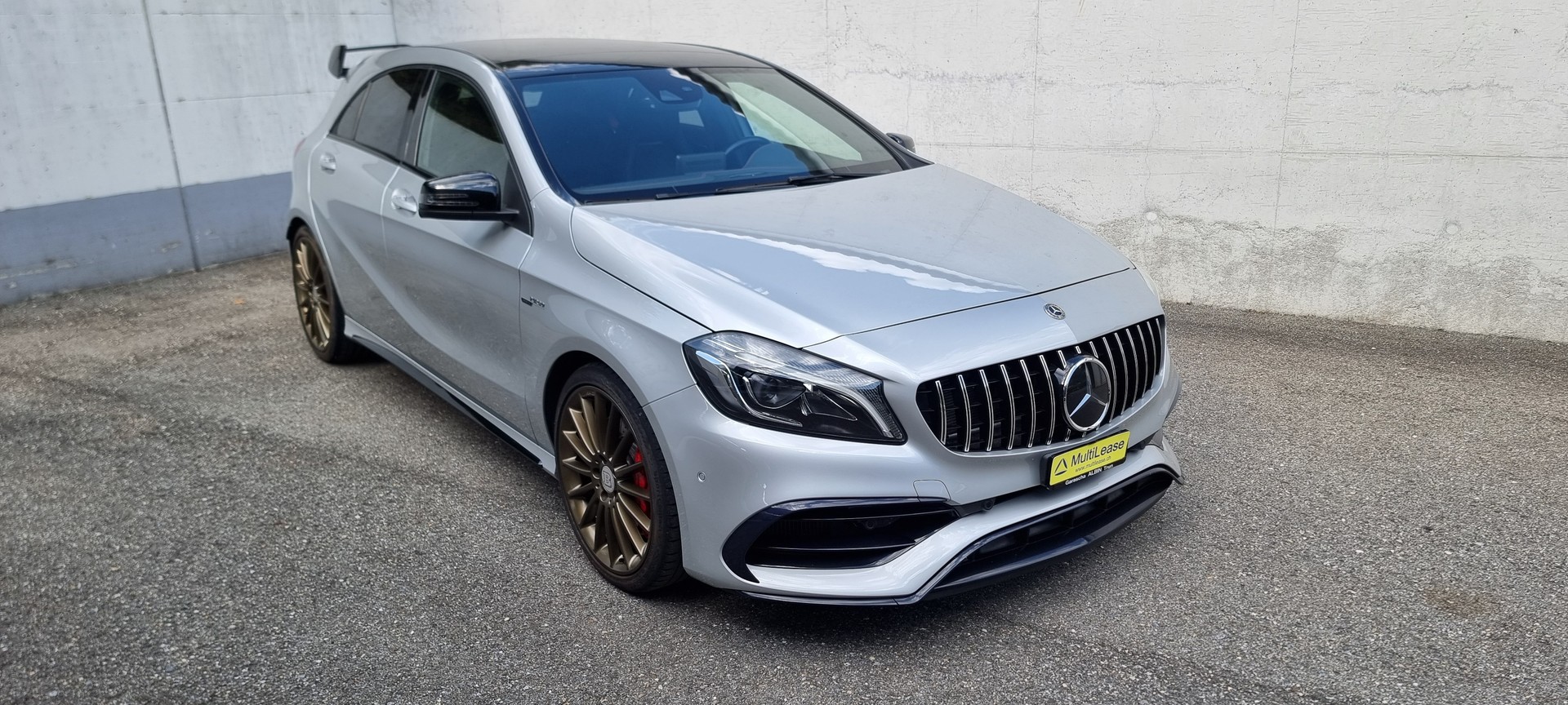 MERCEDES-BENZ A 45 AMG 4Matic-image-8