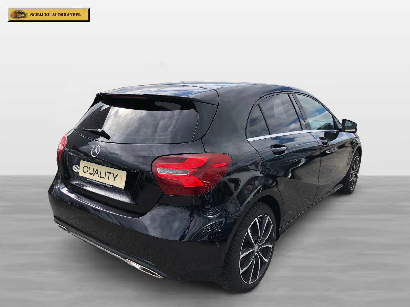 MERCEDES-BENZ A 180 CDI Urban-showroom-element-2