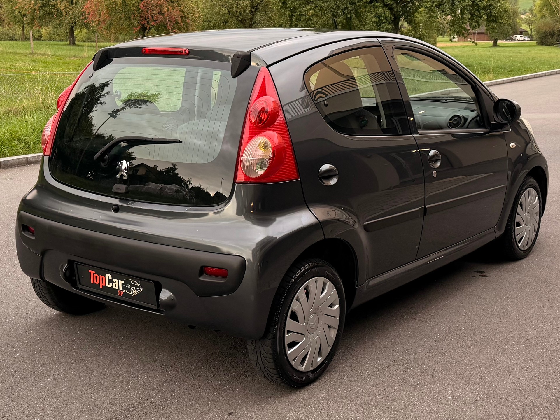 PEUGEOT 107 1.0 Urban-image-2