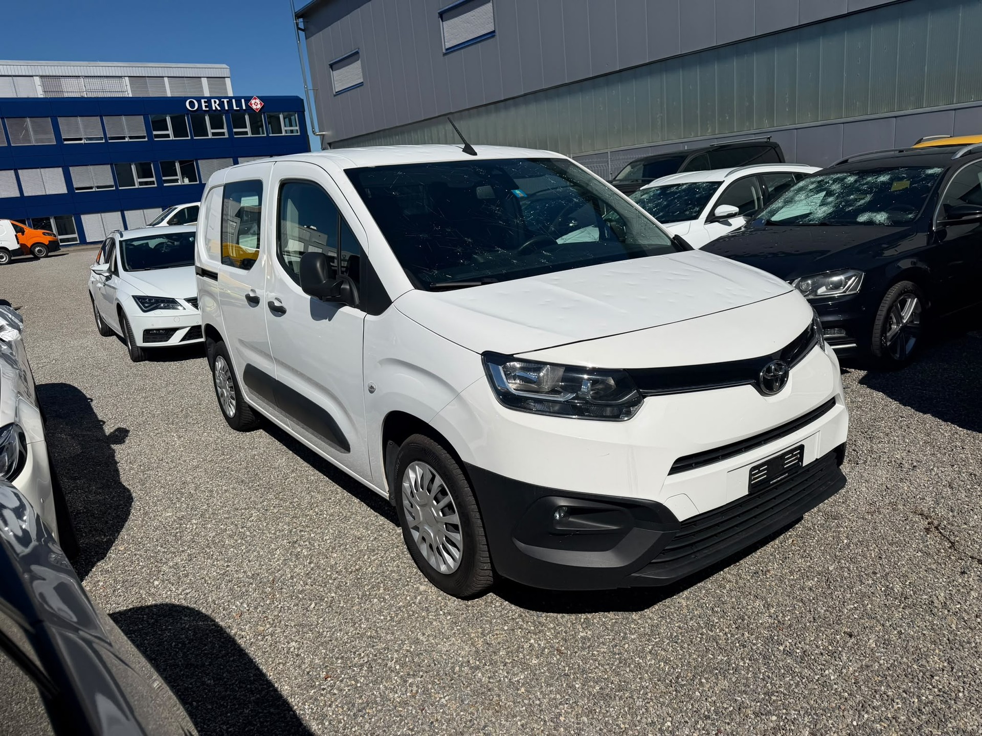 TOYOTA Proace City Van 1.5D Comfort Medium Automatik-image-1