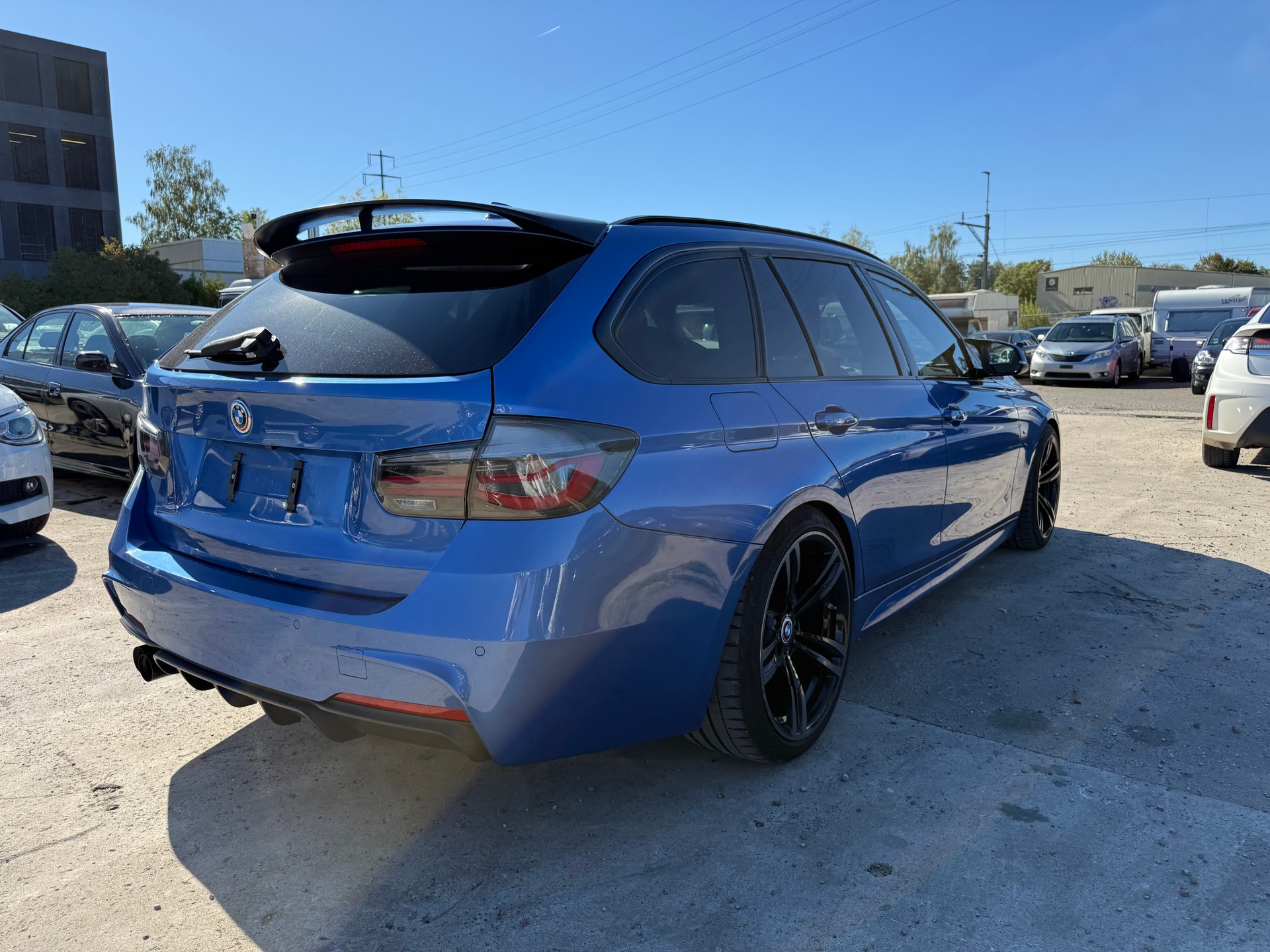 BMW 328i Touring Sport Line Steptronic-image-5