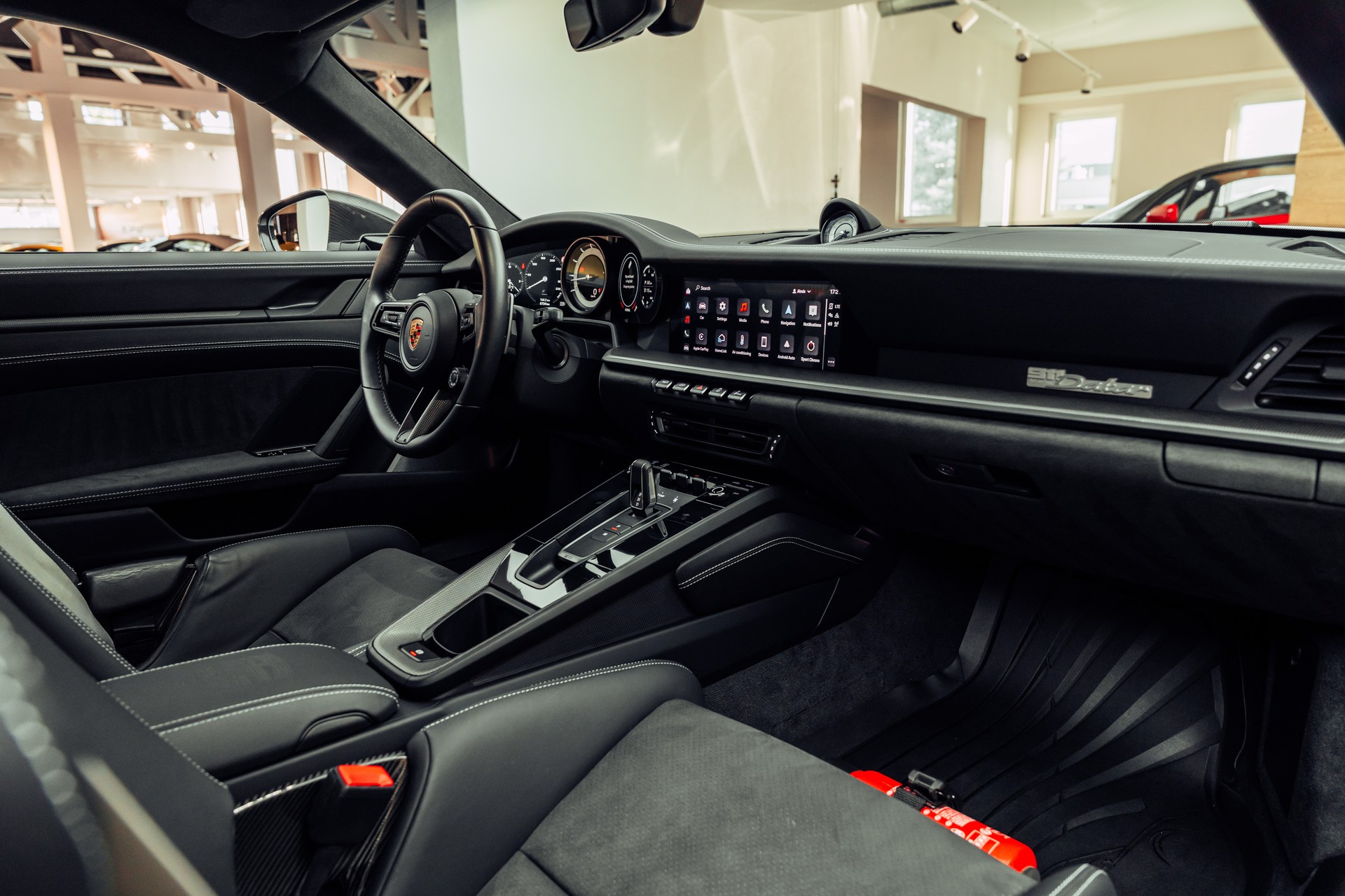 PORSCHE 911 Carrera Dakar PDK-image-8