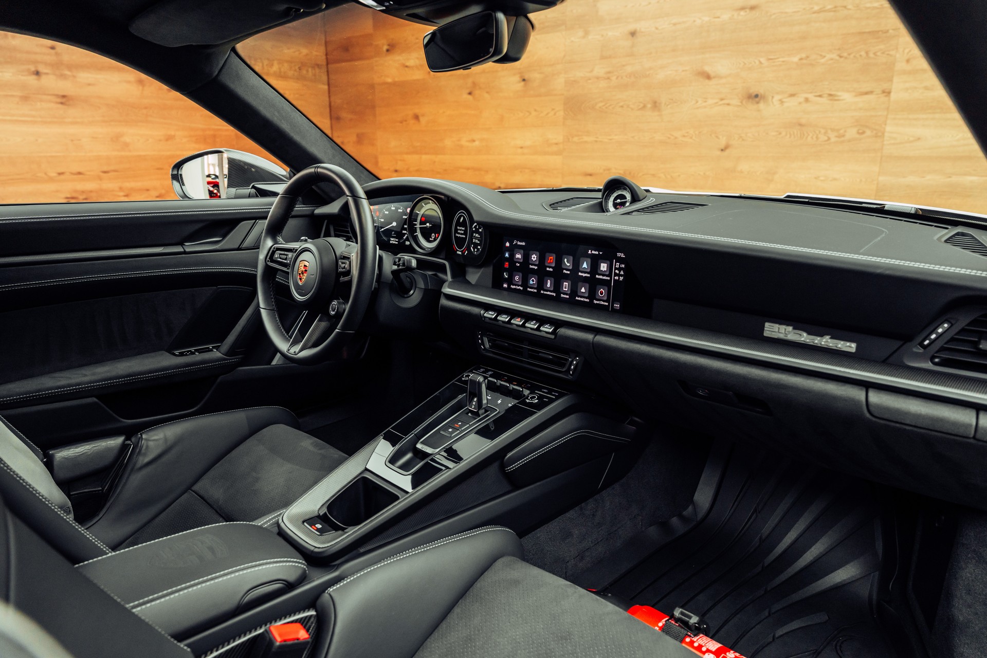 PORSCHE 911 Carrera Dakar PDK-image-5