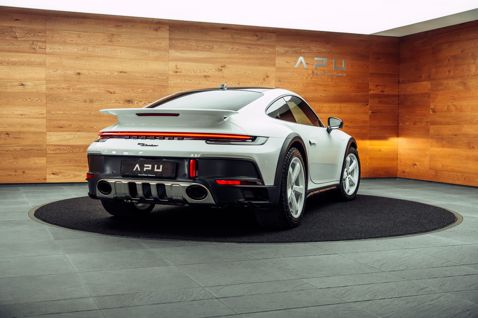 PORSCHE 911 Carrera Dakar PDK-image-17