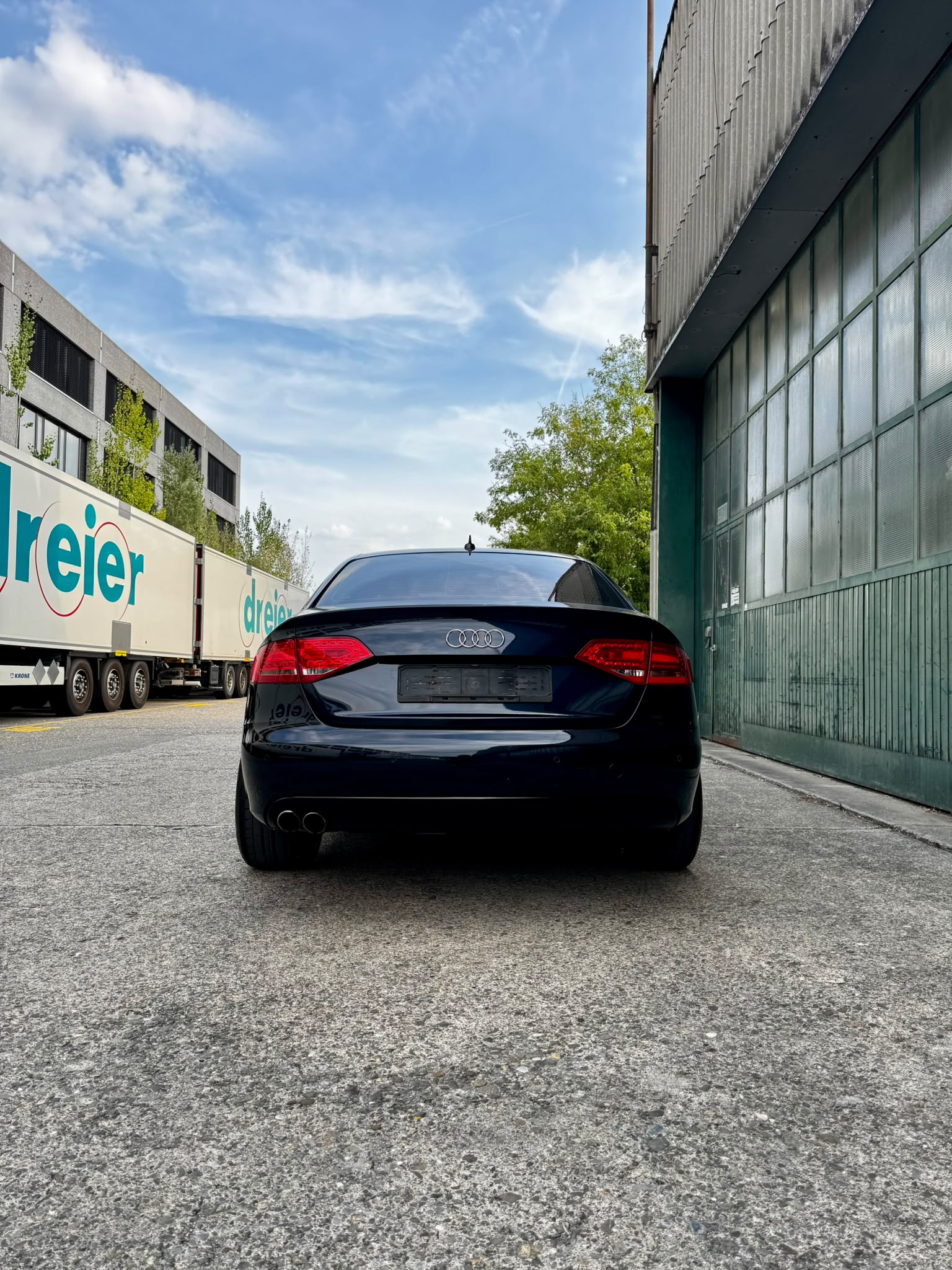 AUDI 2.0 TFSI 180 M-Tronic-image-3