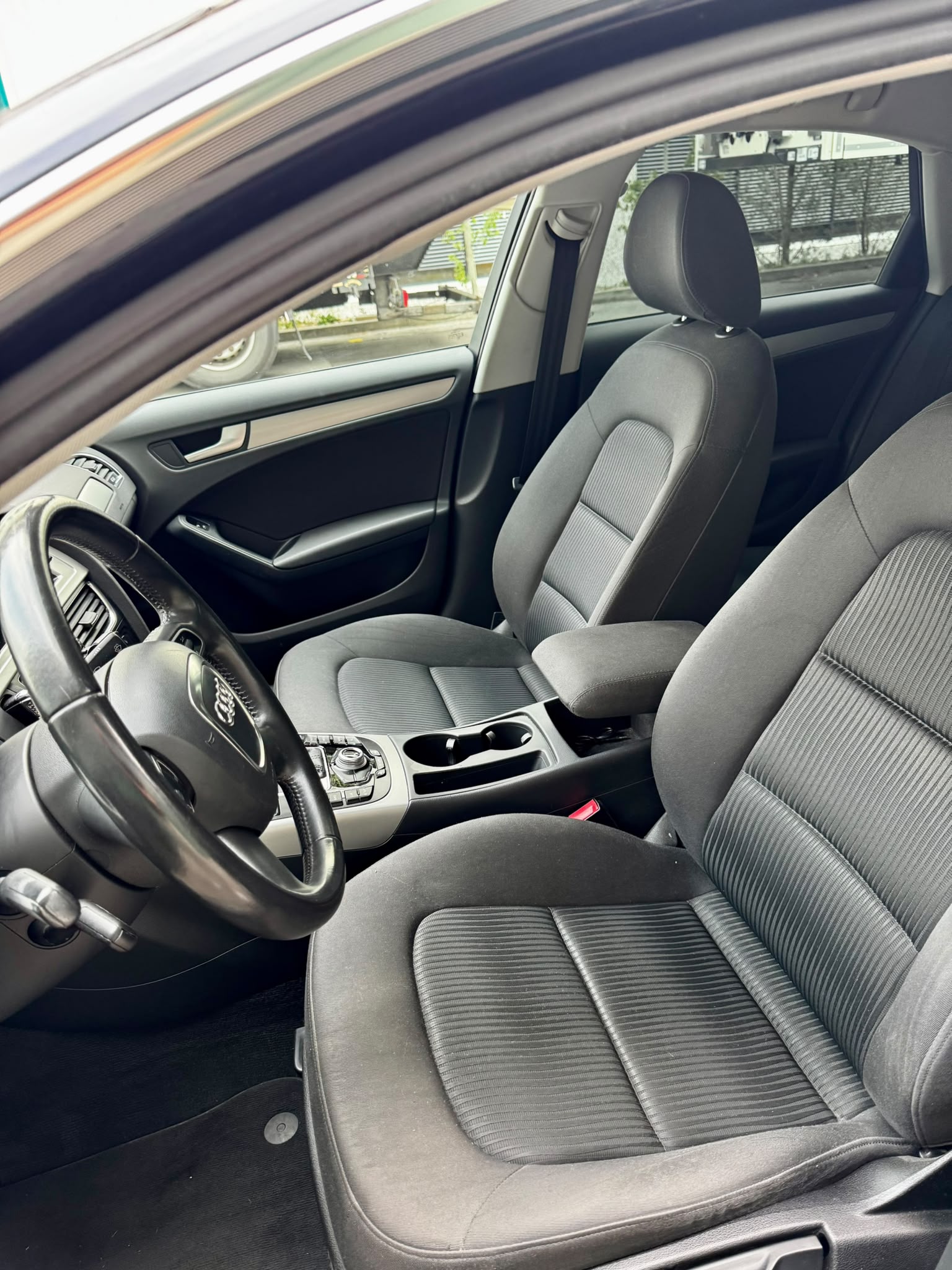 AUDI 2.0 TFSI 180 M-Tronic-image-7