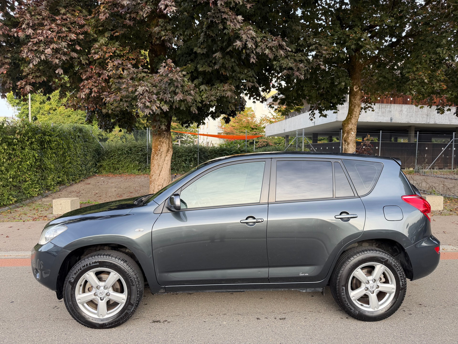 TOYOTA RAV-4 2.0 16V Linea Terra-image-2