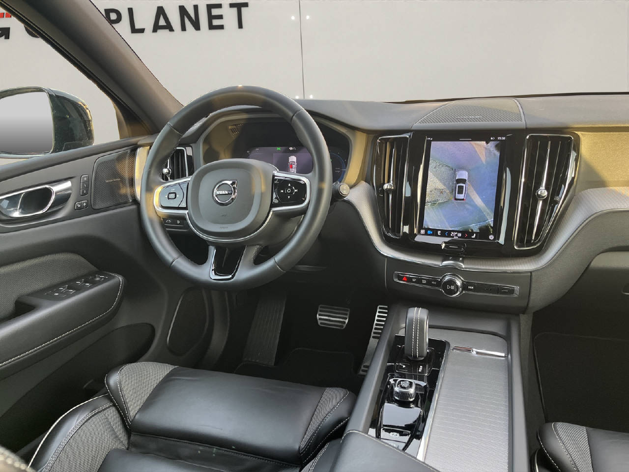 VOLVO XC60 2.0 T6 TE R-Design eAWD .-image-9
