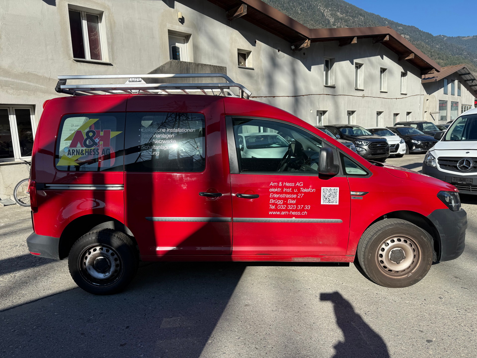 VW Caddy 2.0TDI 4Motion BlueMotion Technology-image-4