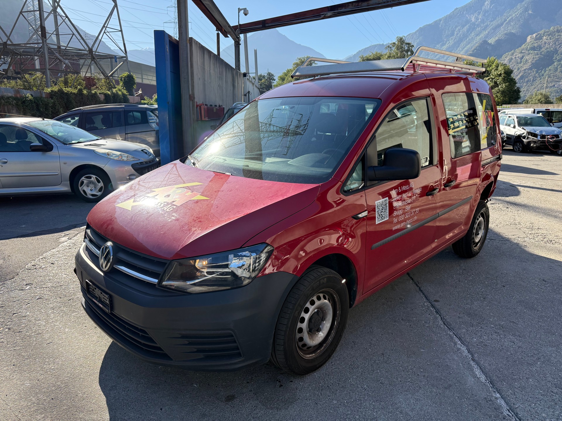VW Caddy 2.0TDI 4Motion BlueMotion Technology-image-1