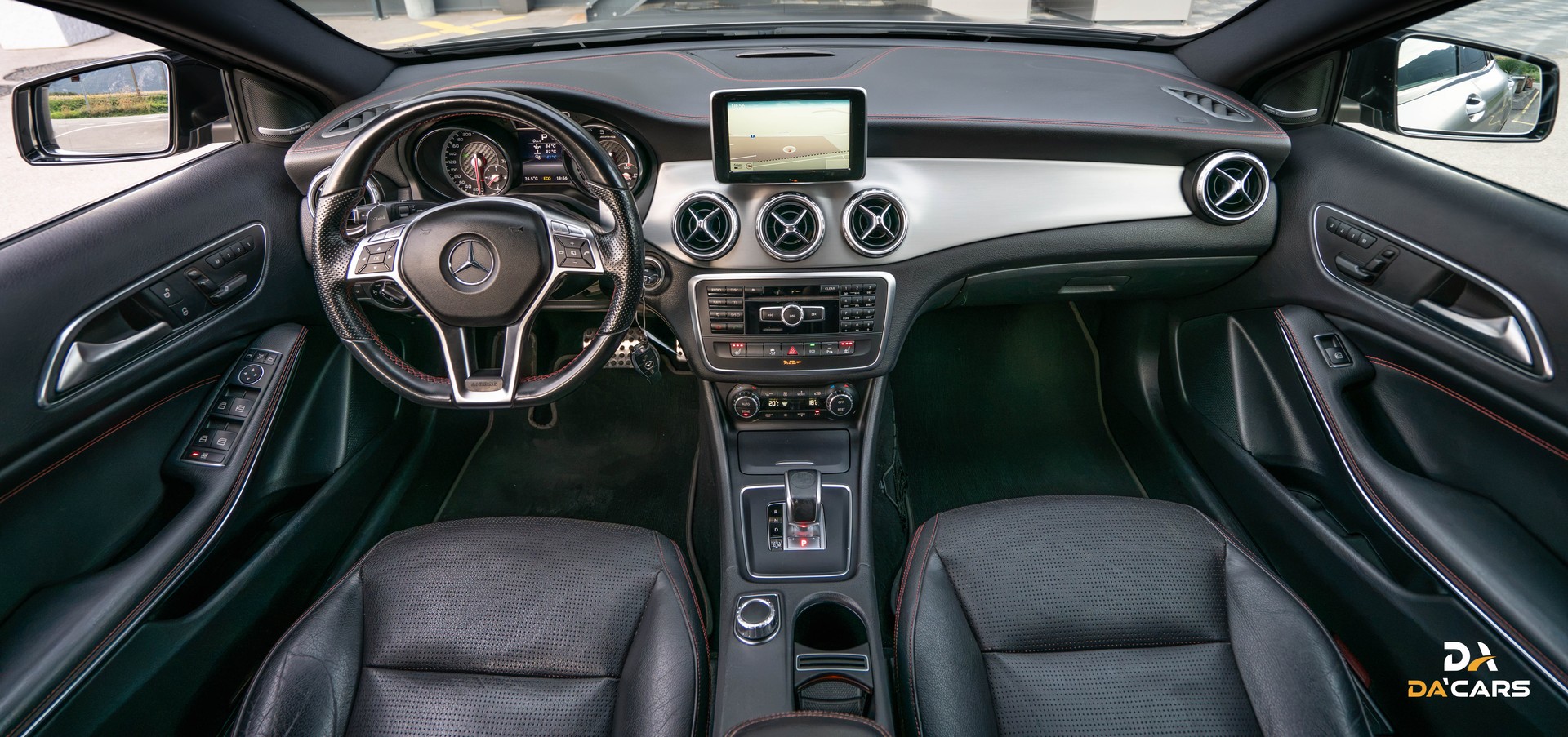MERCEDES-BENZ GLA 45 AMG 4Matic 7G-DCT-image-9