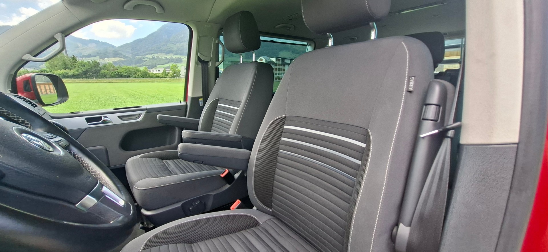 VW T5 Multivan 2.0 TDI Comfortline 4 Motion DSG-image-9