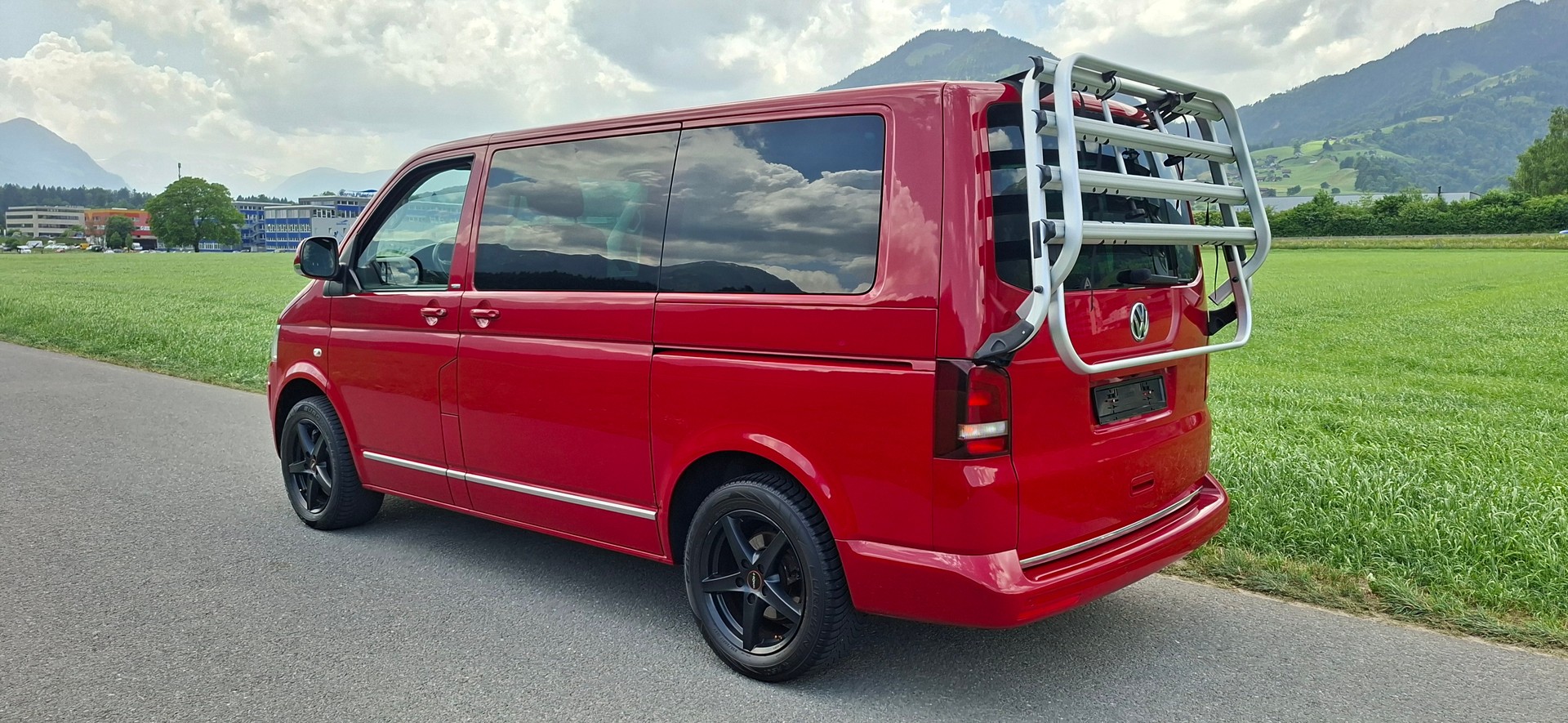 VW T5 Multivan 2.0 TDI Comfortline 4 Motion DSG-image-1