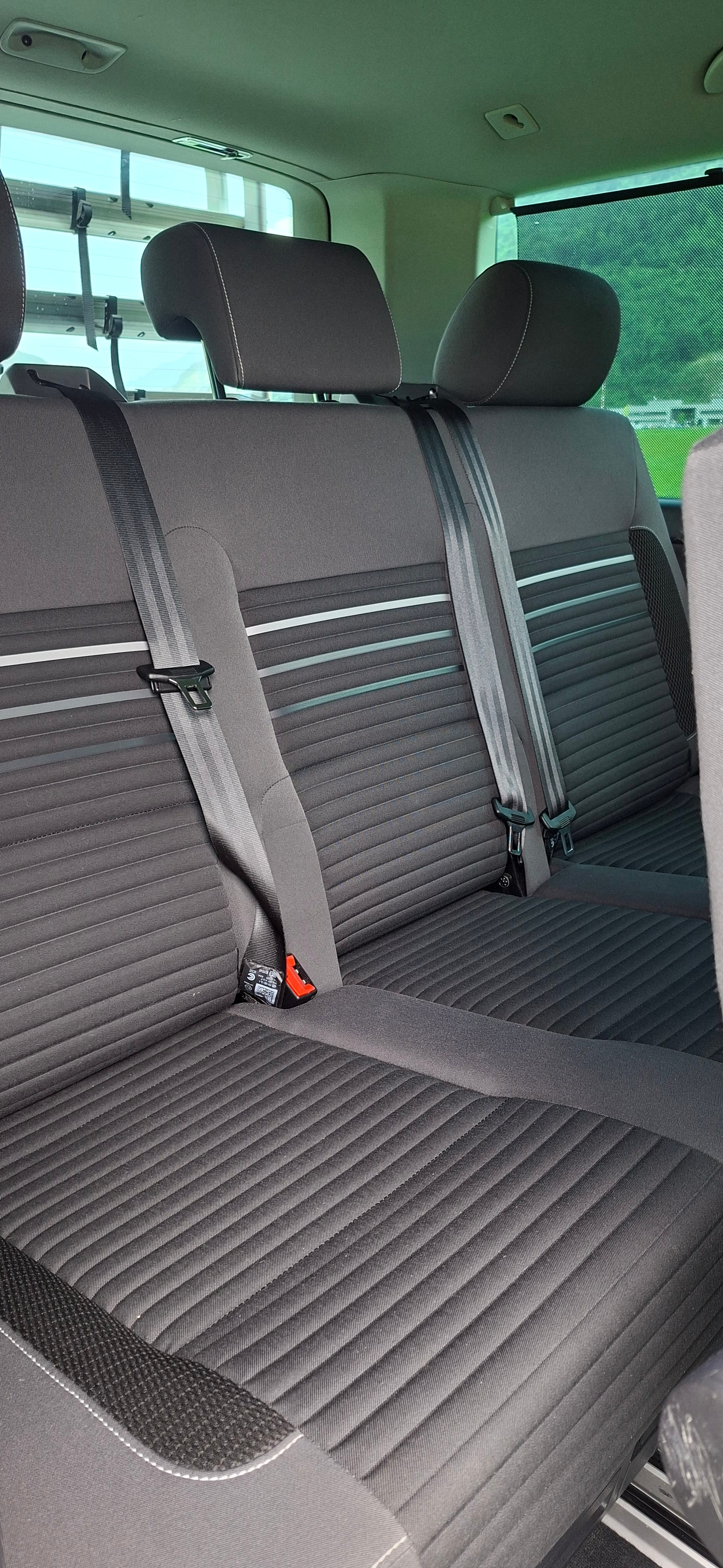 VW T5 Multivan 2.0 TDI Comfortline 4 Motion DSG-image-7