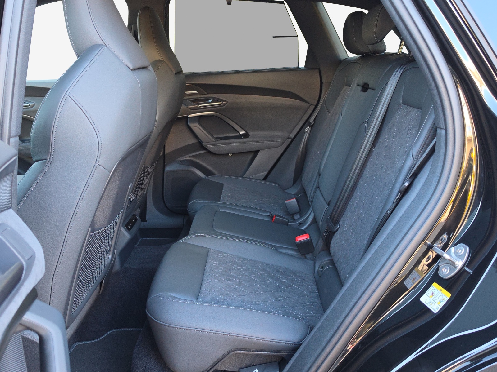AUDI Q5 TDI quattro 150 kW S-tronic-image-11