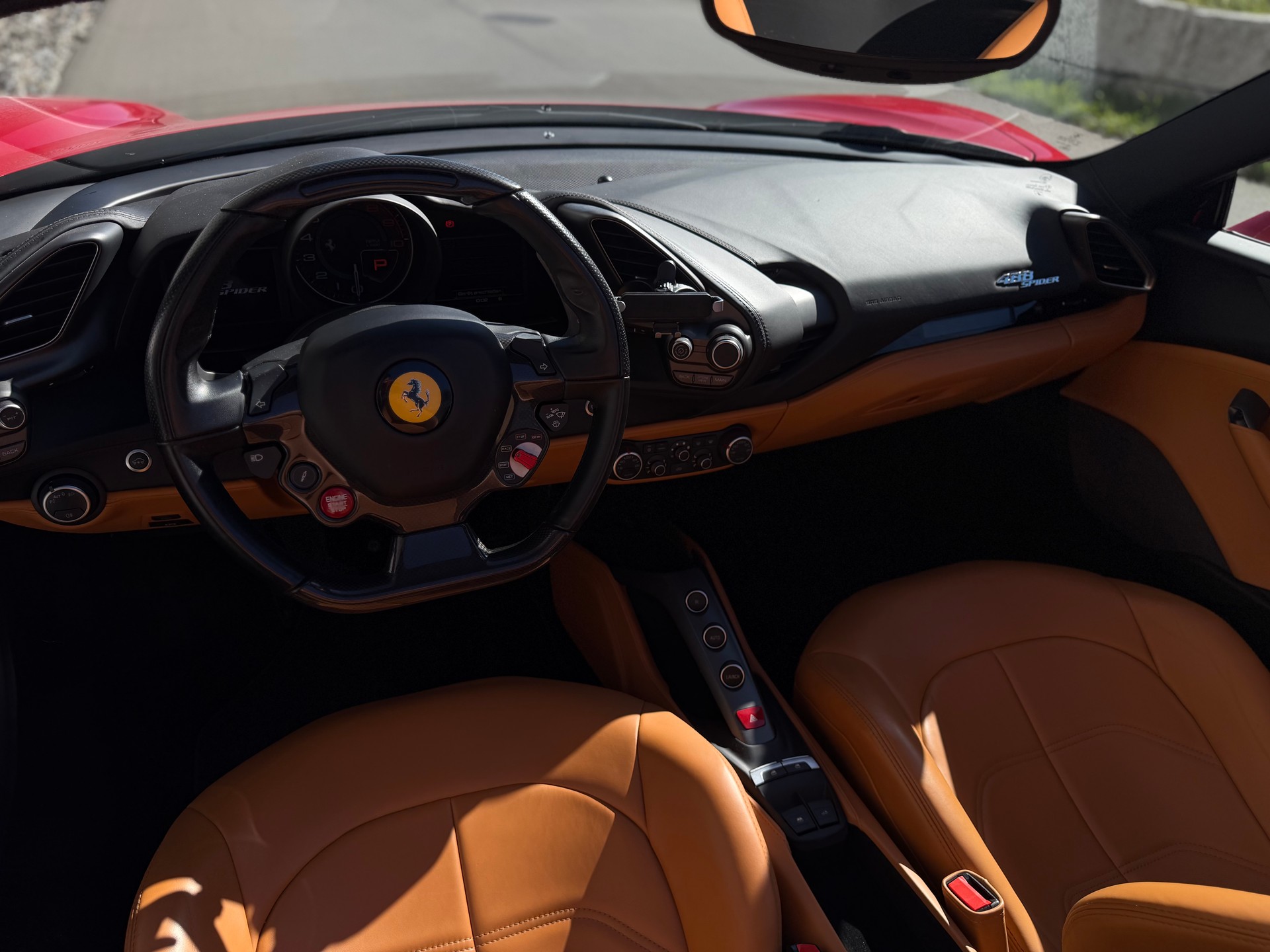 FERRARI 488 Spider 3.9 V8-image-11