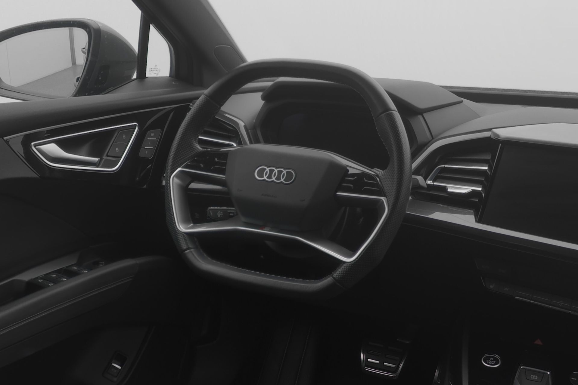 AUDI Q4 Sportback e-tron 45 quattro-image-6